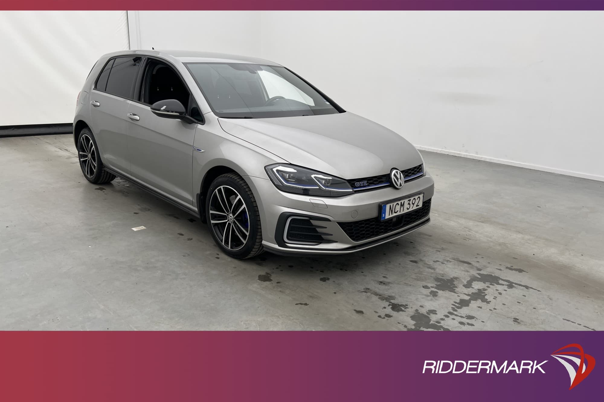 Volkswagen Golf GTE 204hk P-Värmare Cockpit Kamera Keyless