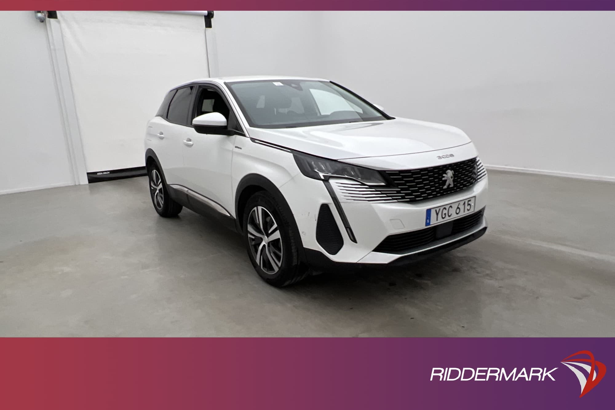 Peugeot 3008 HYBRID Plug-in 225hk Allure Kamera Drag MOMS
