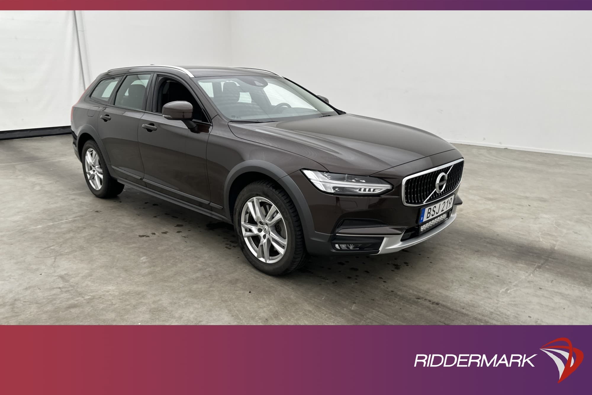 Volvo V90 Cross Country D5 AWD