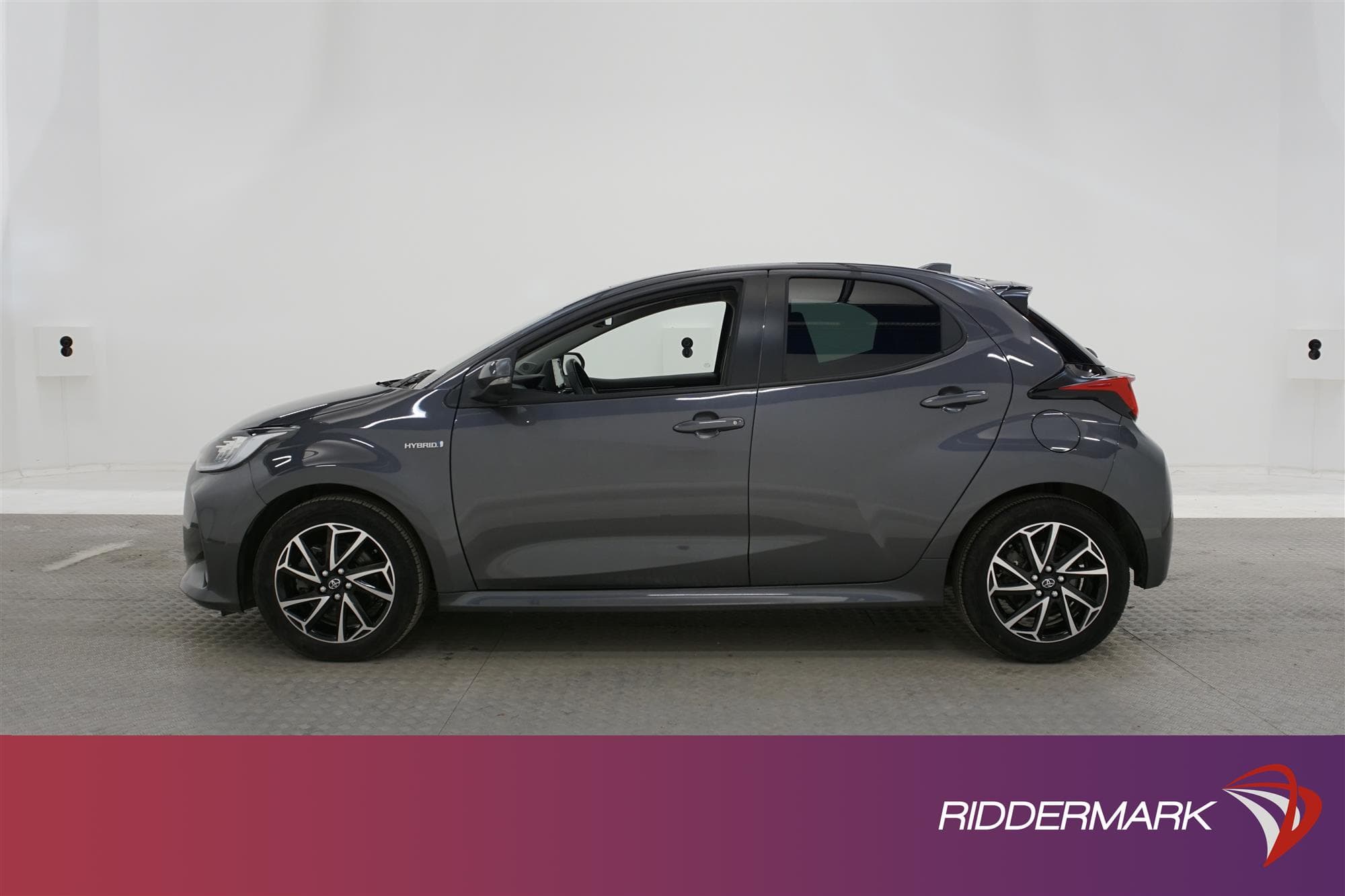 Toyota Yaris Hybrid CVT 116hk