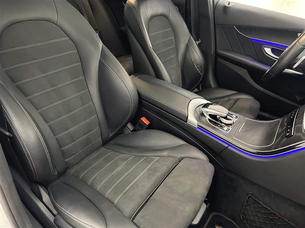 Mercedes-Benz C 300 245hk 4M AMG D-Värm Burmester Pano 360°interiör