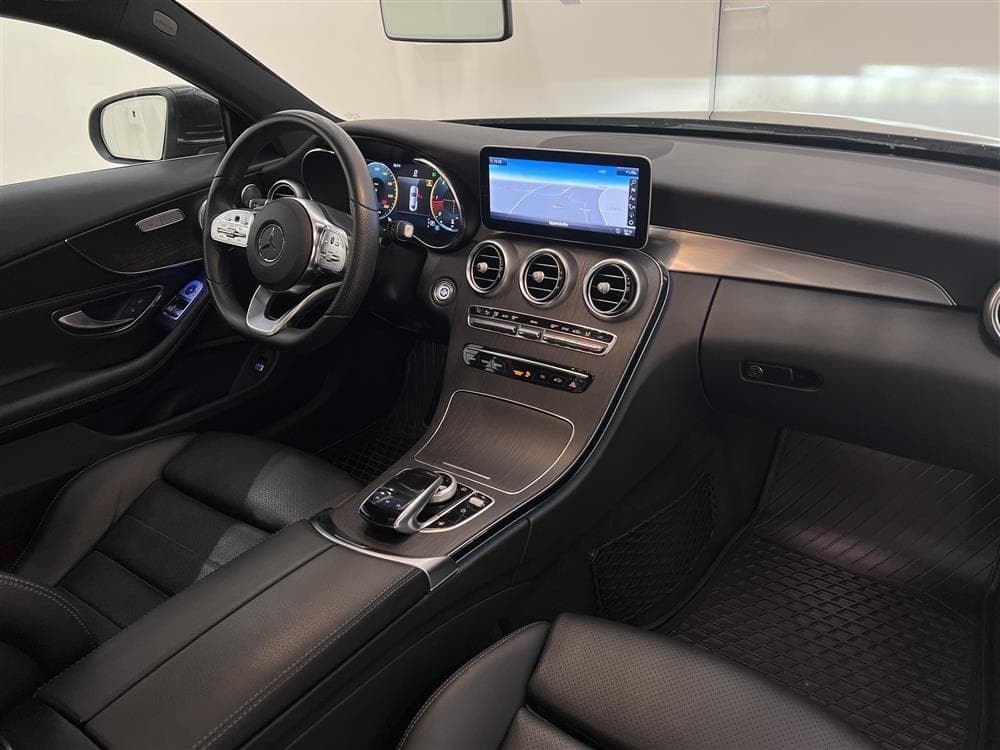 Mercedes-Benz C 220 d Coupé 194hk AMG Pano Burmester Cockpitinteriör