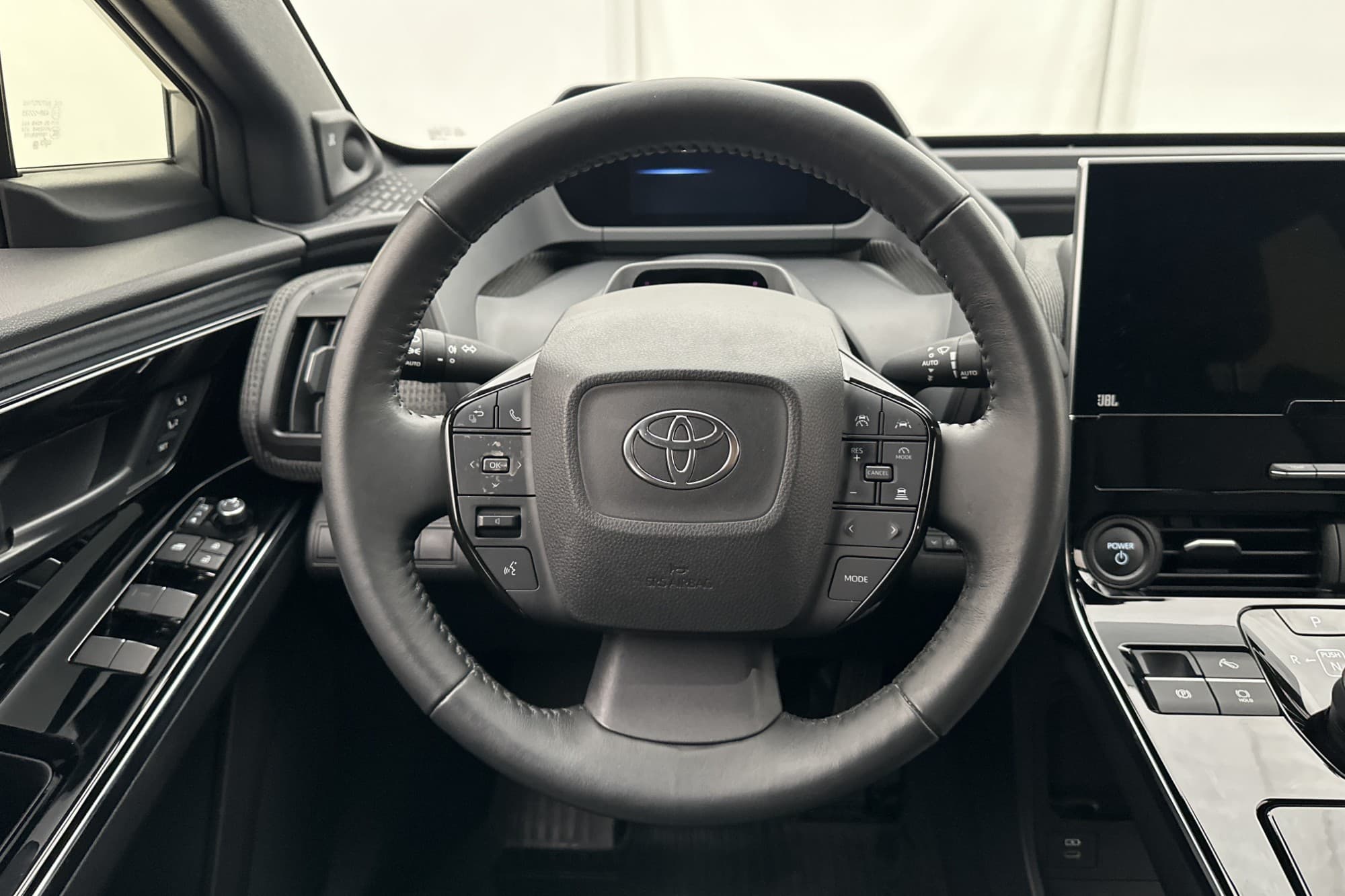 Toyota bZ4X 71.4 kWh 217hk AWD Executive JBL 360° Navi Skinn