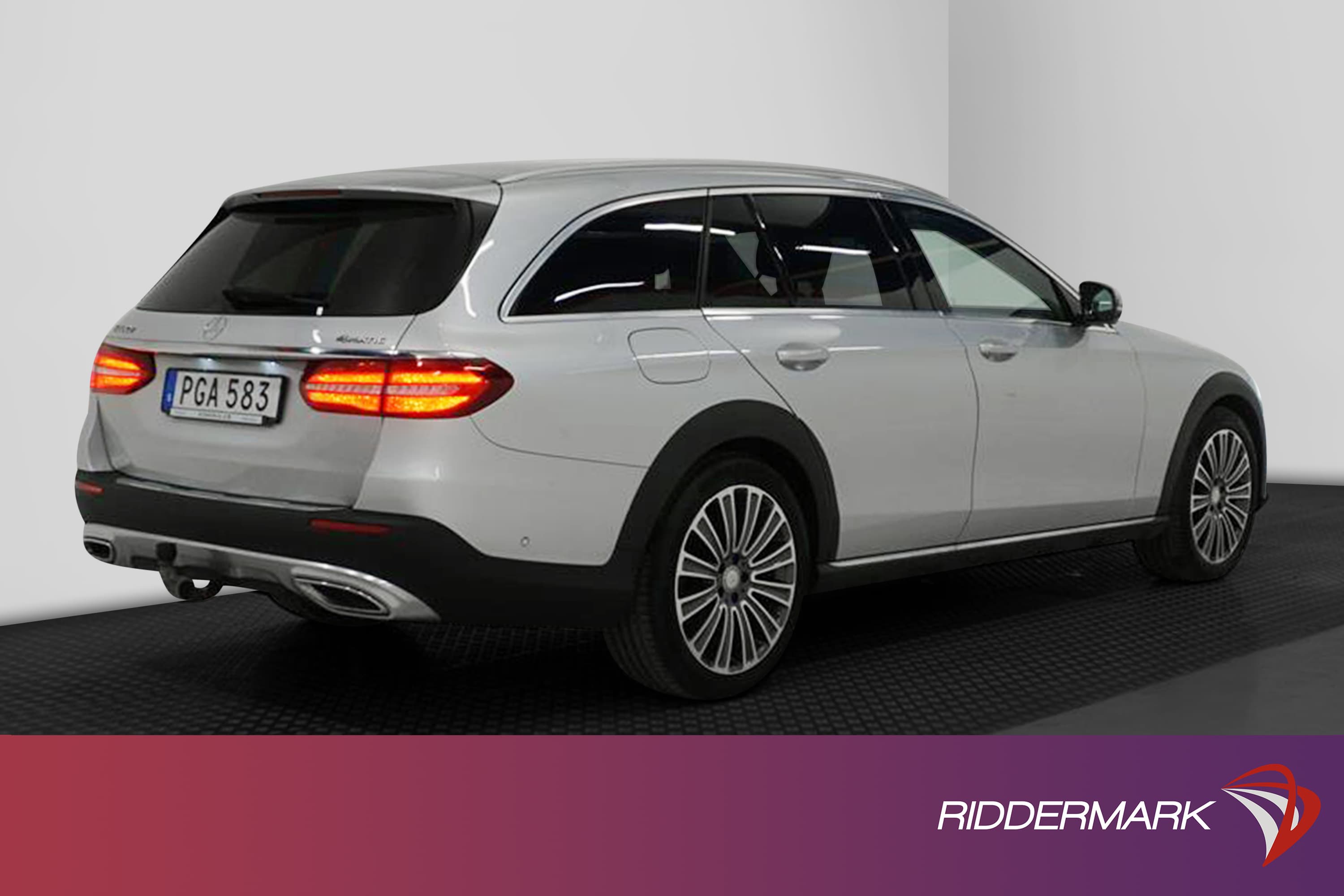 Mercedes-Benz E 220d 4M All-T 194hk D-värm Burmester 360°exteriör