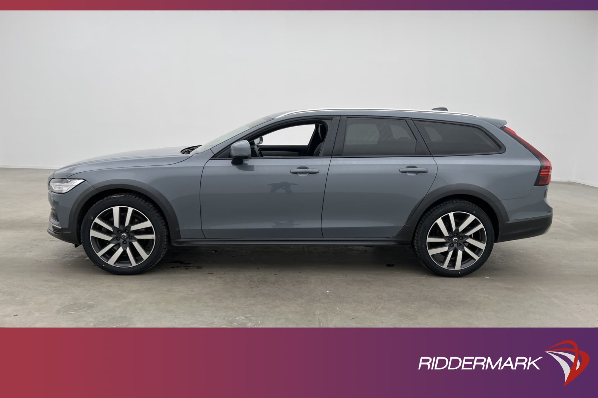 Volvo V90 Cross Country D4 AWD