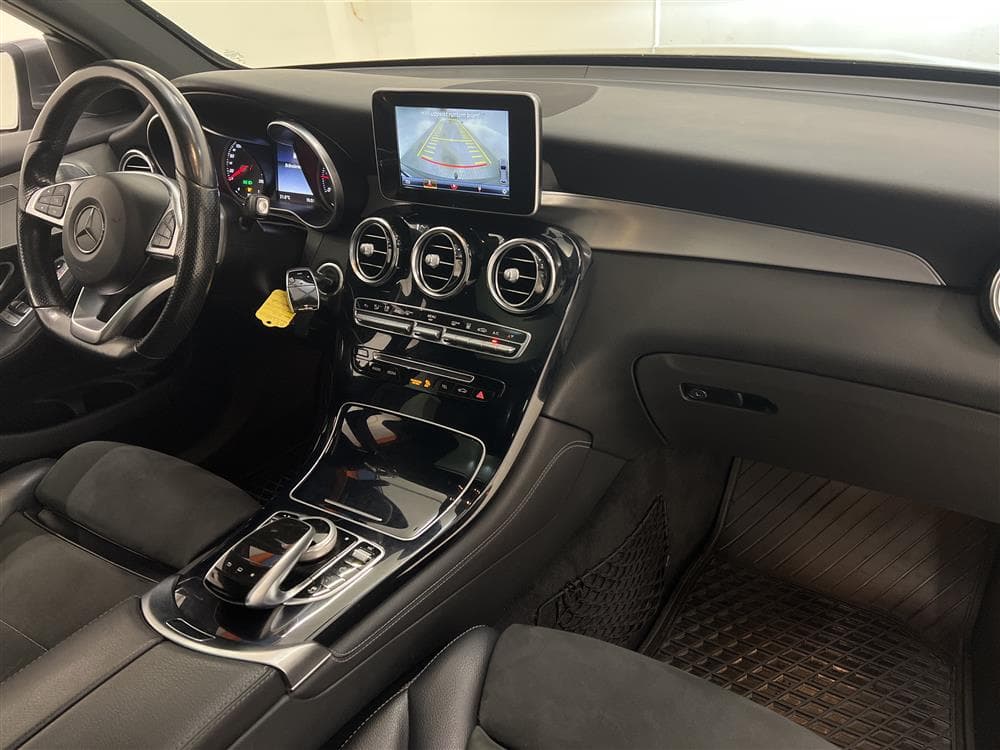 Mercedes-Benz GLC 220d 4M 170hk AMG D-Värm Burmester Panointeriör