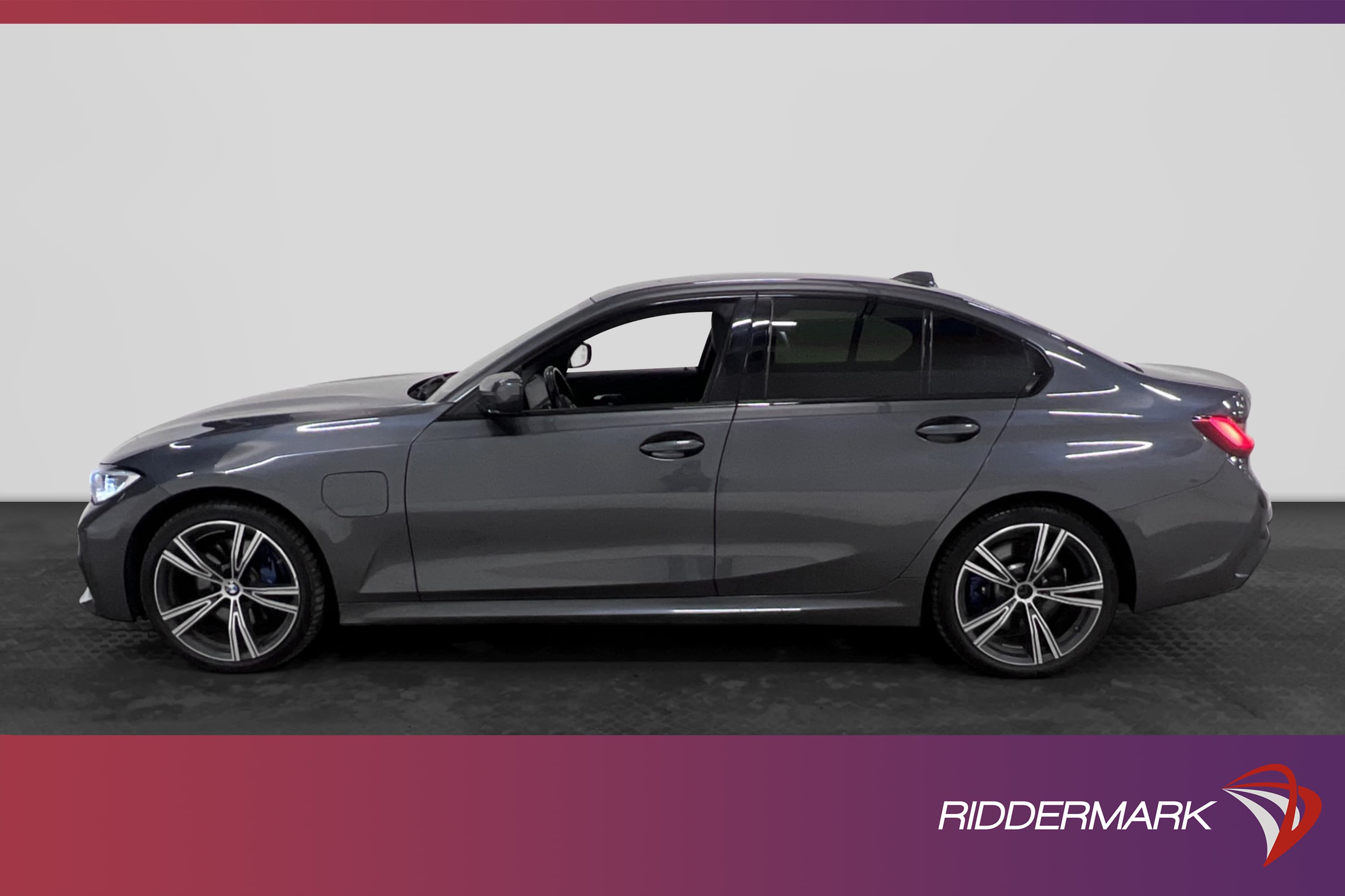 BMW 330e Sedan 292hk