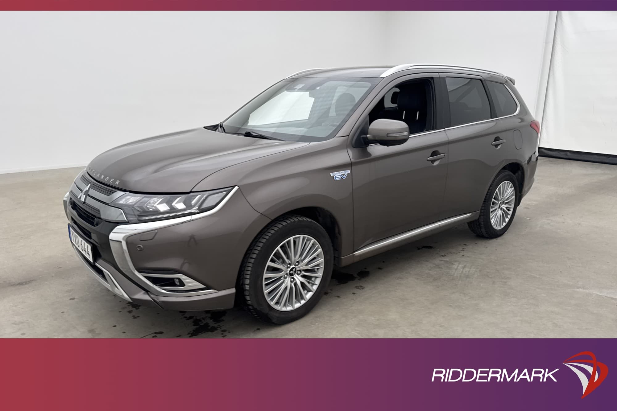 Mitsubishi Outlander PHEV 4WD