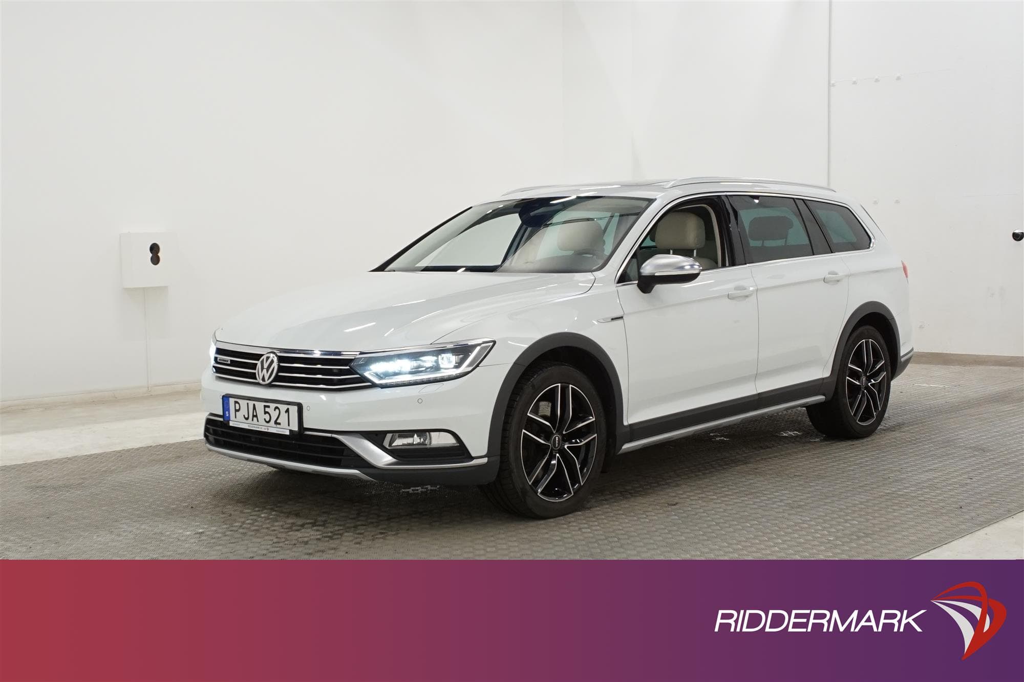 Volkswagen Passat Alltrack 4M 240hk