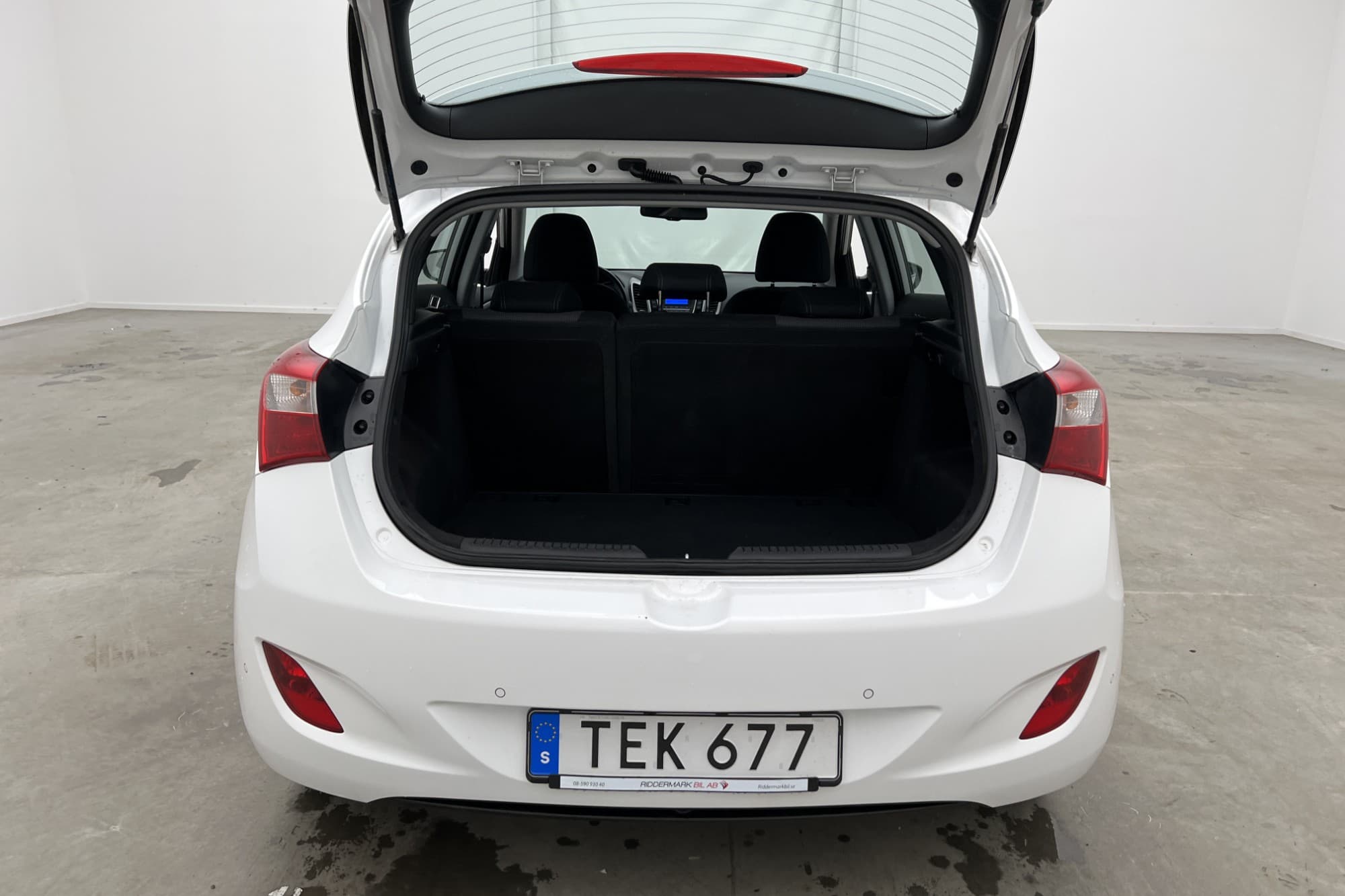 Hyundai i30 1.6 CRDi 110hk Comfort Eco Rattvärme P-Sensorer