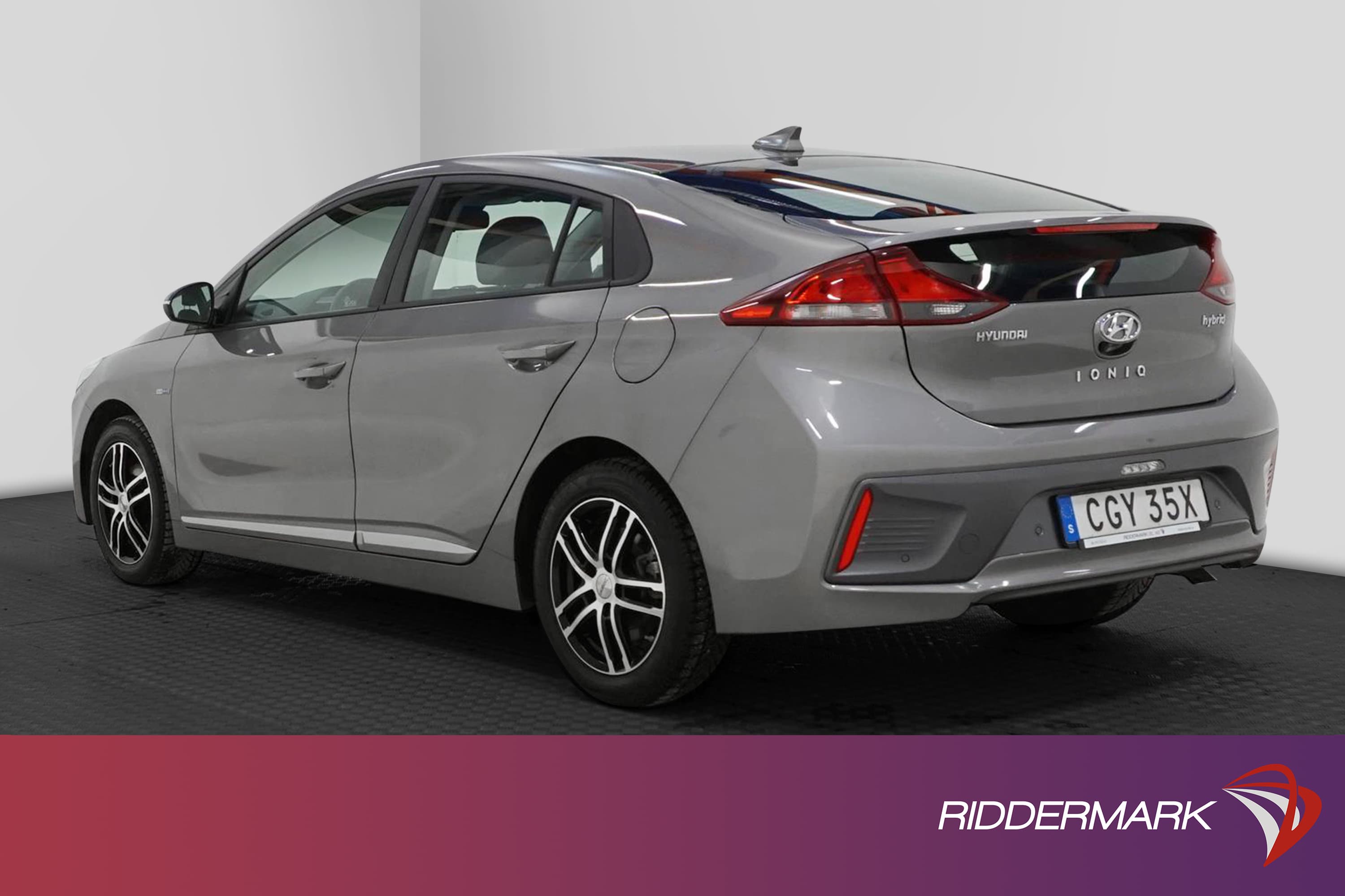 Hyundai Ioniq Hybrid 1.6 DCT 141hk Kamera Carplay 0,36l/mil