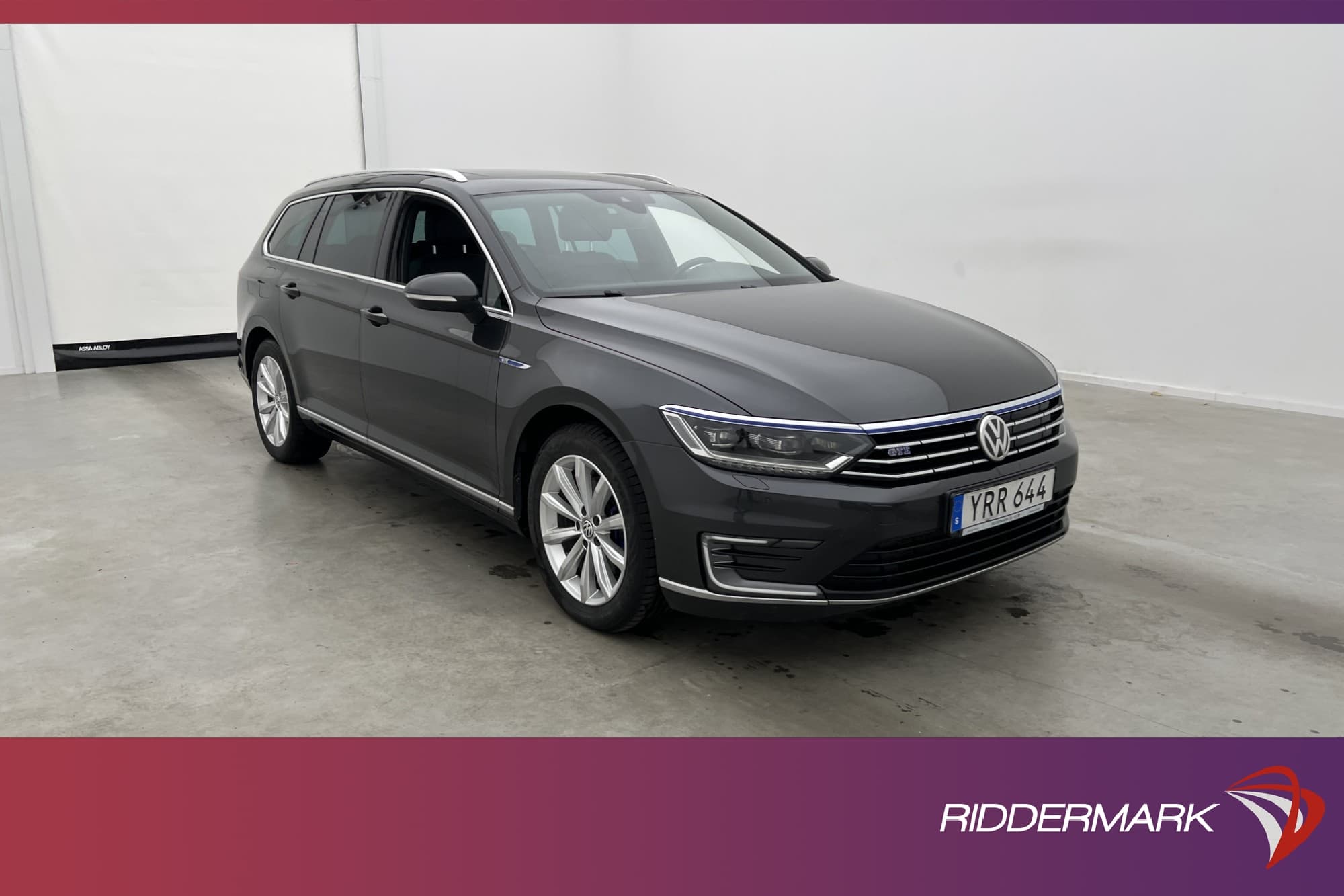 Volkswagen Passat GTE 218hk