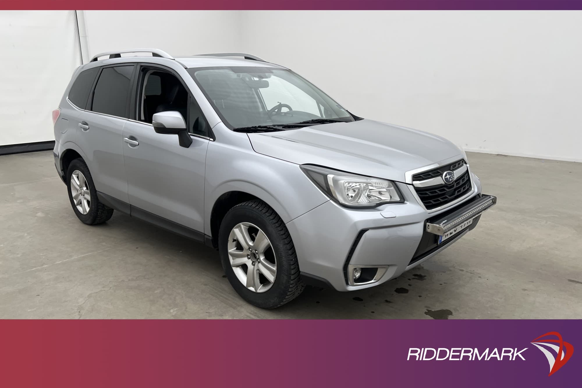 Subaru Forester 2.0 150hk 4WD B-Kamera Drag Rattvärme