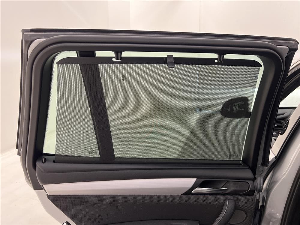 BMW X3 xDrive20d 190hk M Sport M-värm Pano Navi Drag H/Kinteriör