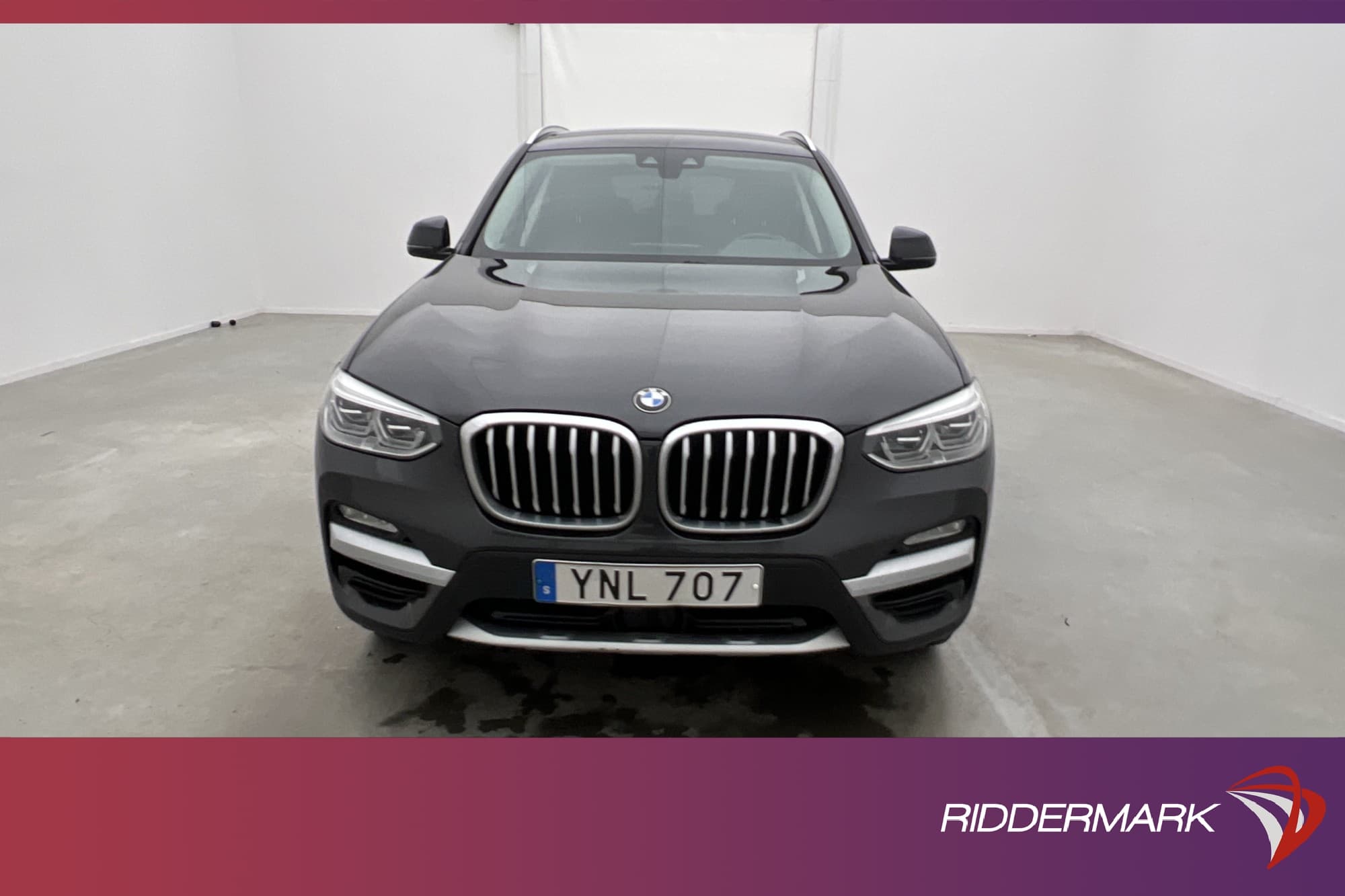 BMW X3 xDrive20d X-Line HiFi Navigation Rattvärme Drag