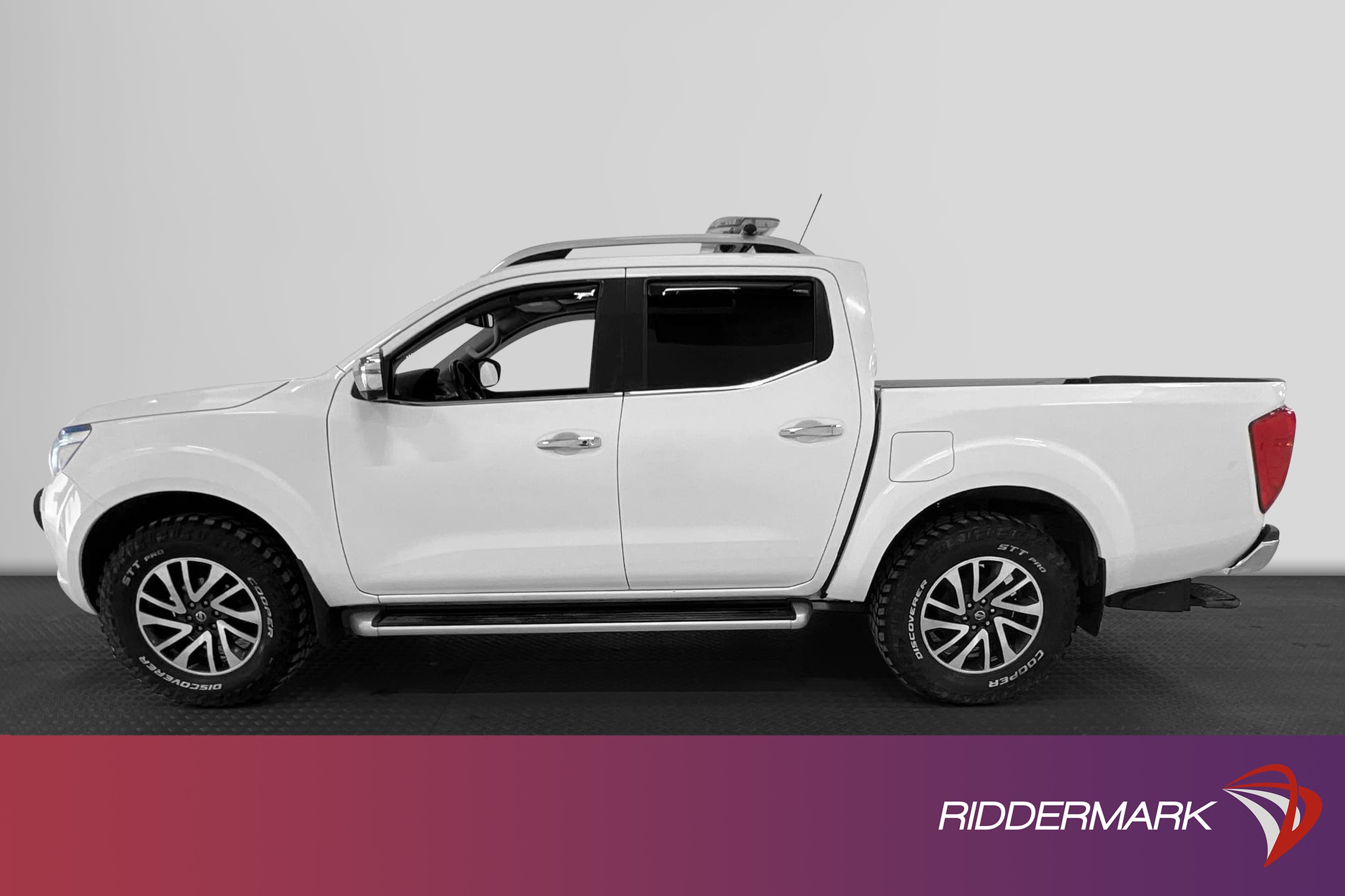 Nissan Navara 2.3dCi Automat Värmare 190hk Tekna Diff Moms
