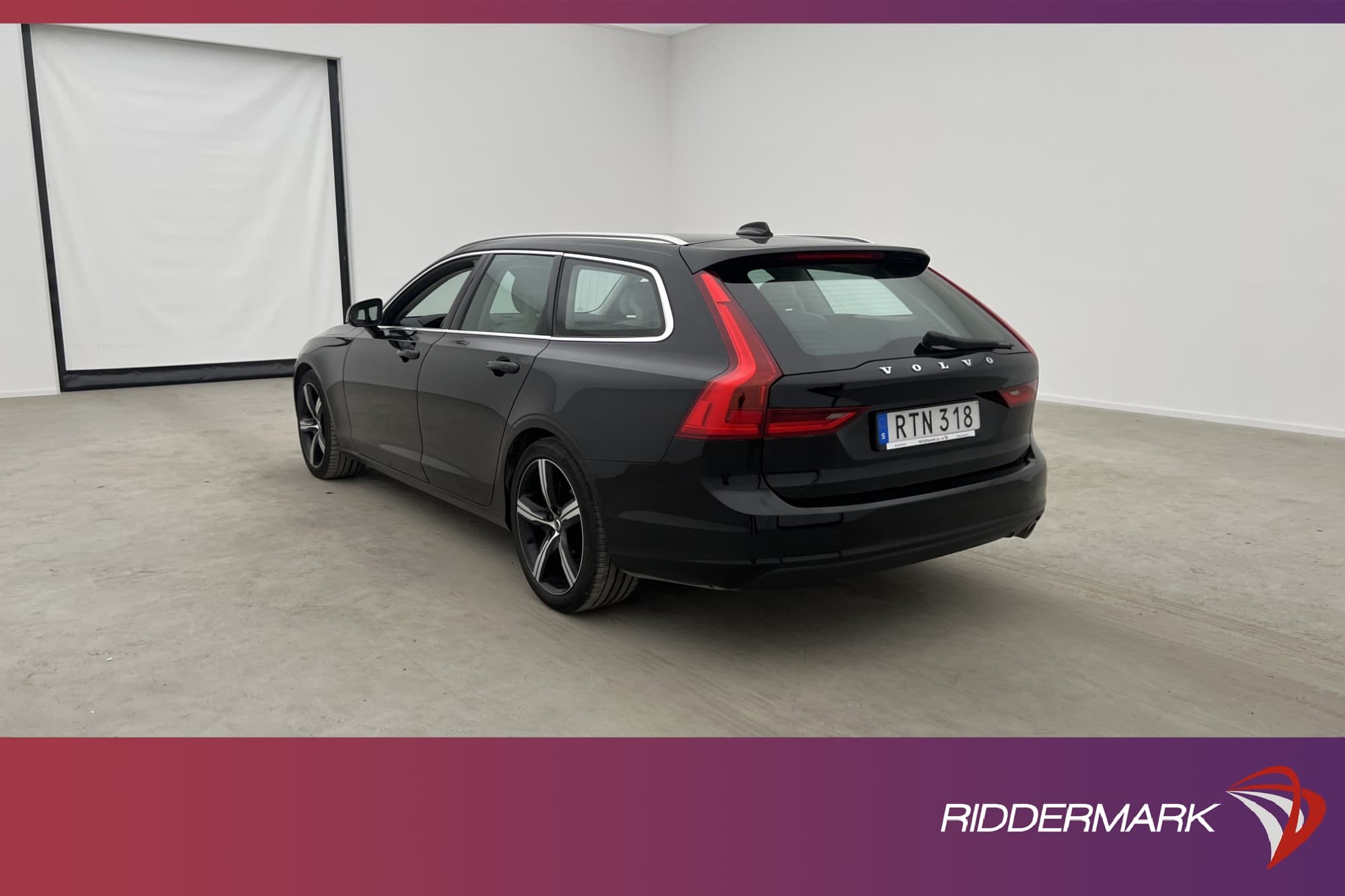 Volvo V90 D3 150hk Momentum Advanced