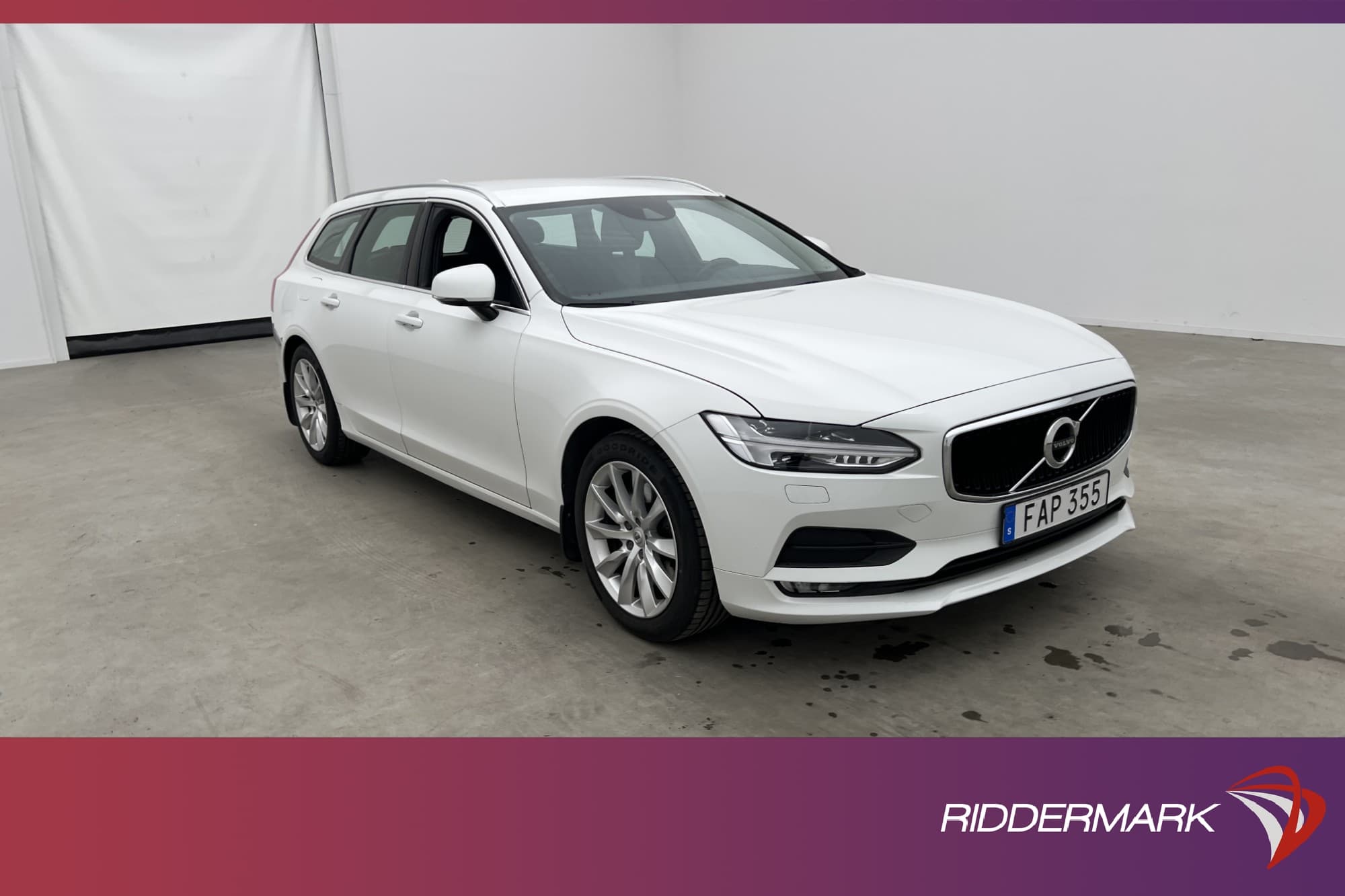Volvo V90 D5 AWD 235hk