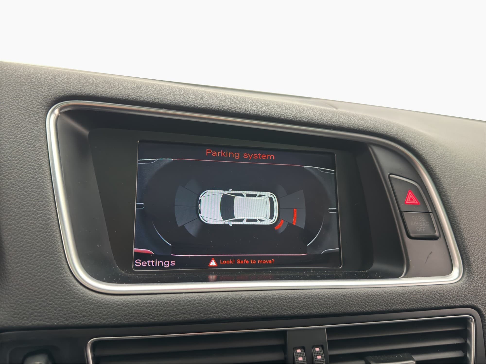 Audi Q5 3.0 TDI V6 Quattro S-Line Drag Pano Värmare Navi