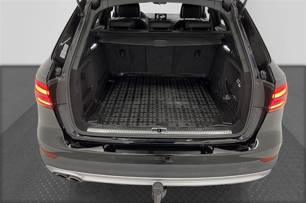 Audi A4 Allroad 2.0 TDI Quattro 190hk Proline D-Värmare Draginteriör