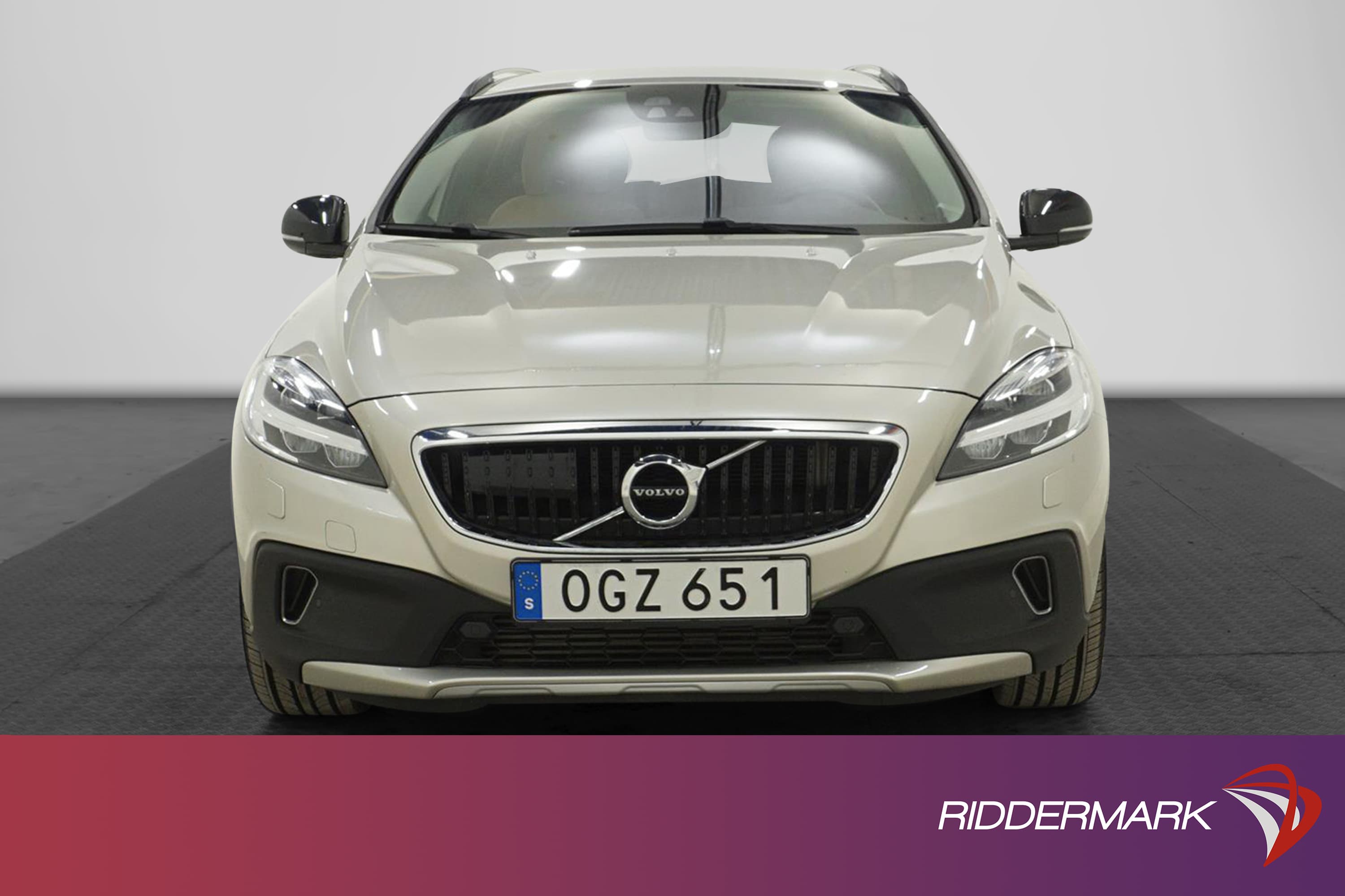 Volvo V40 Cross Country D4 190hk Summum VOC H/K Kamera Navi