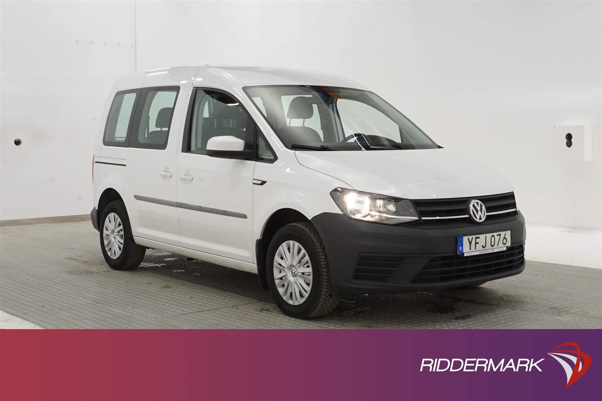 Volkswagen Caddy Life 2.0 TDI 0,4l/mil Värmare Moms