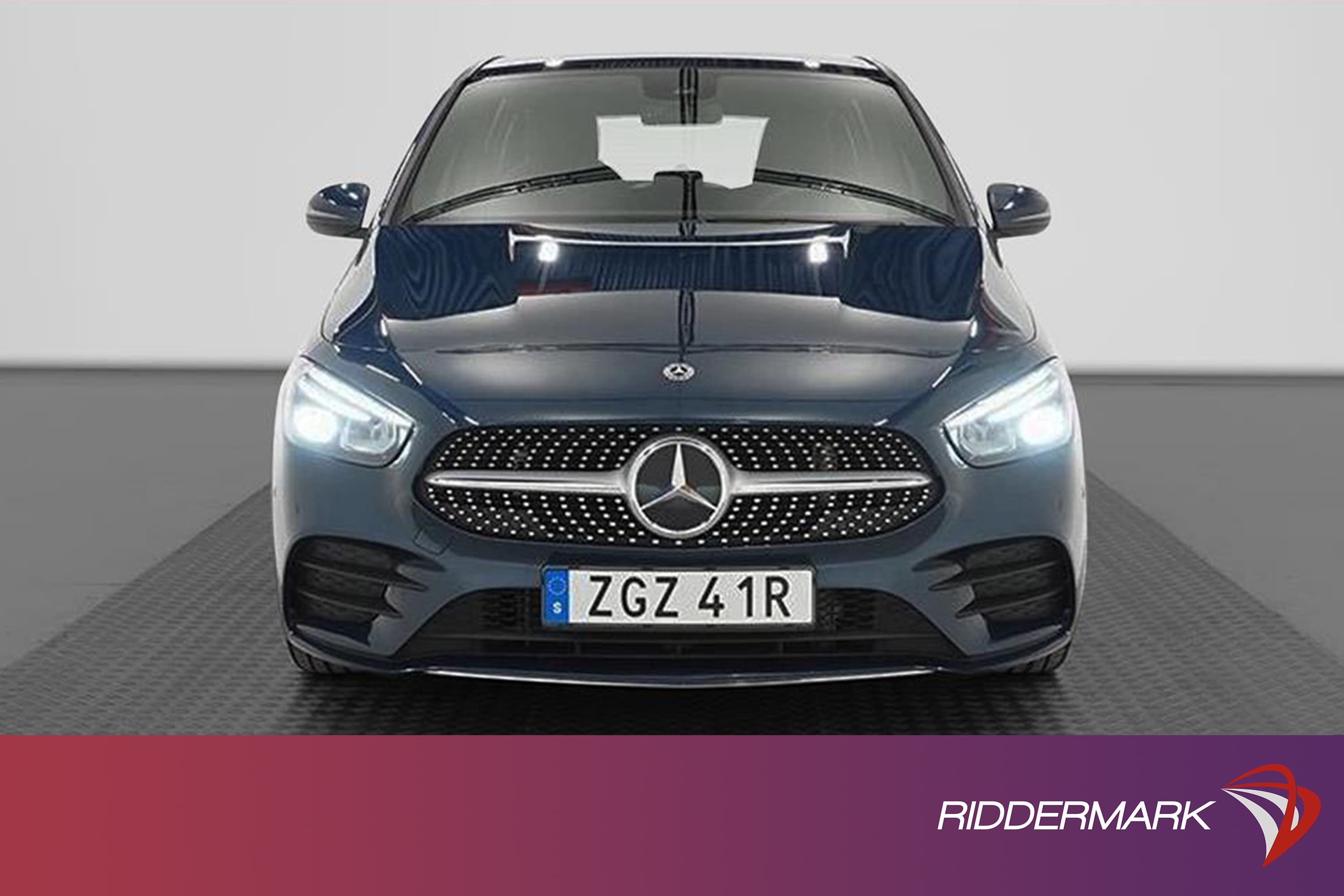 Mercedes-Benz B 200 AMG Panorama Kamera Dragkrok Naviexteriör