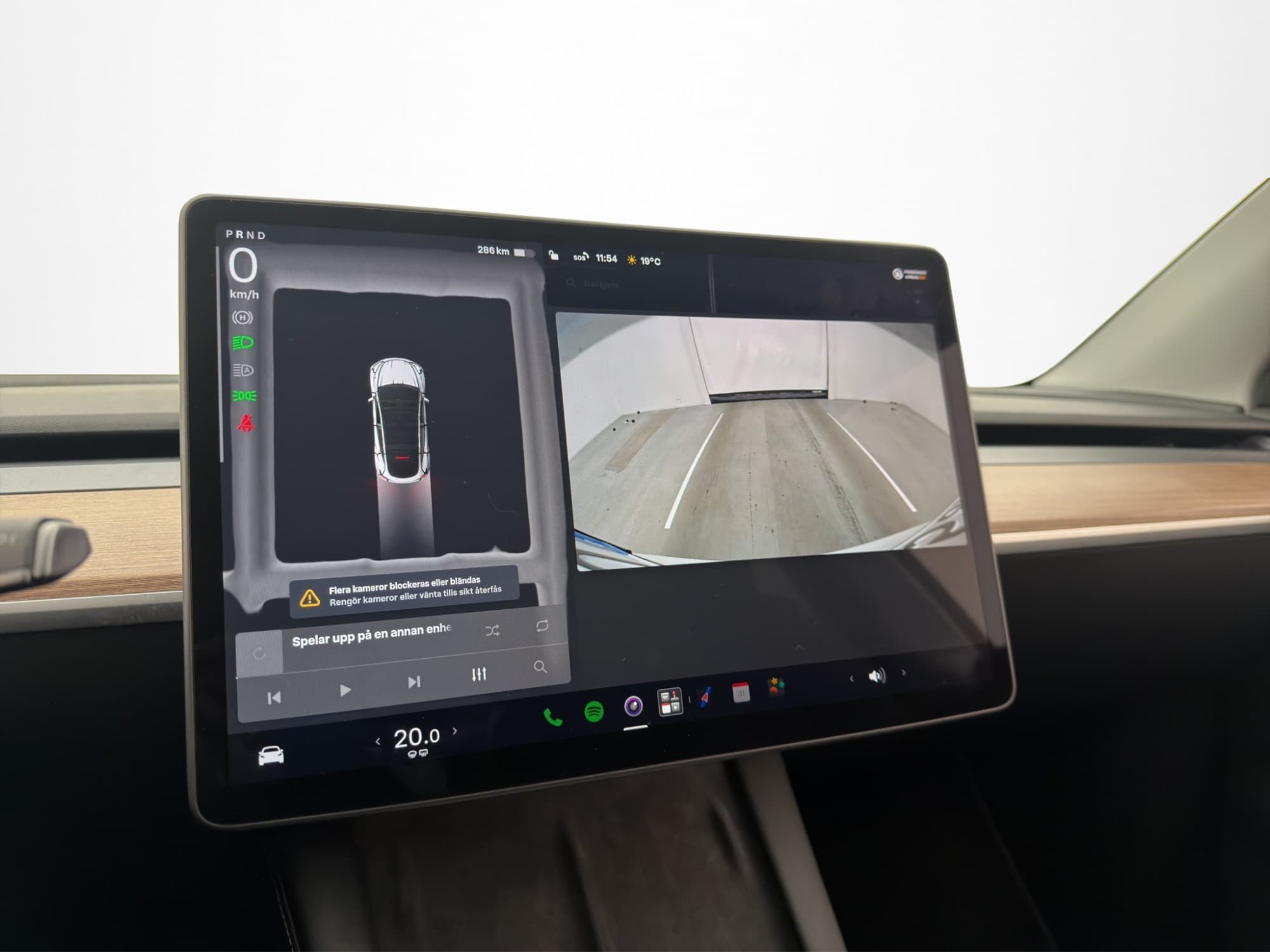 Tesla Model Y Long Range AWD MOMS Autopilot En-Brukare