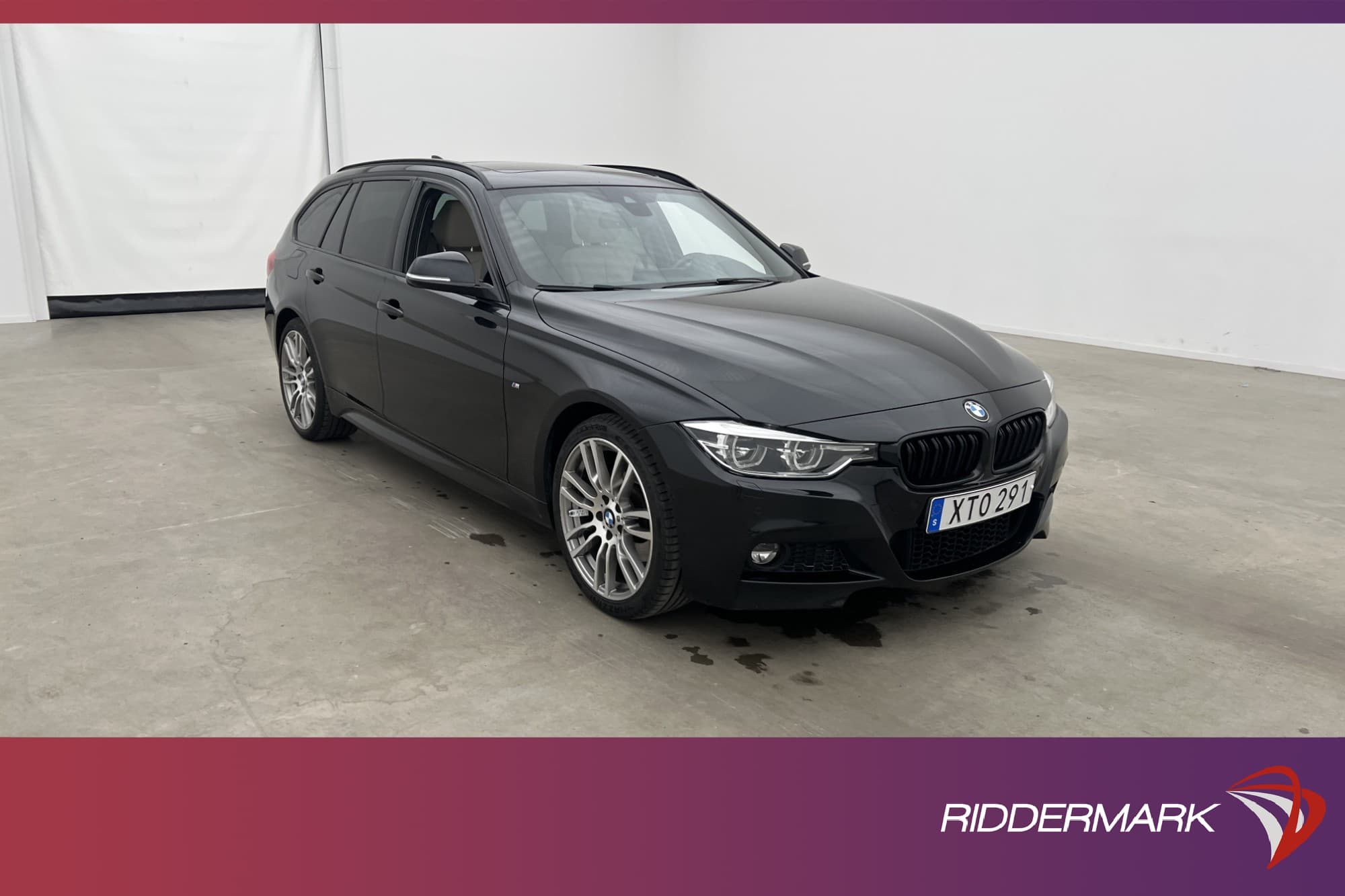 BMW 330 i xDrive Touring