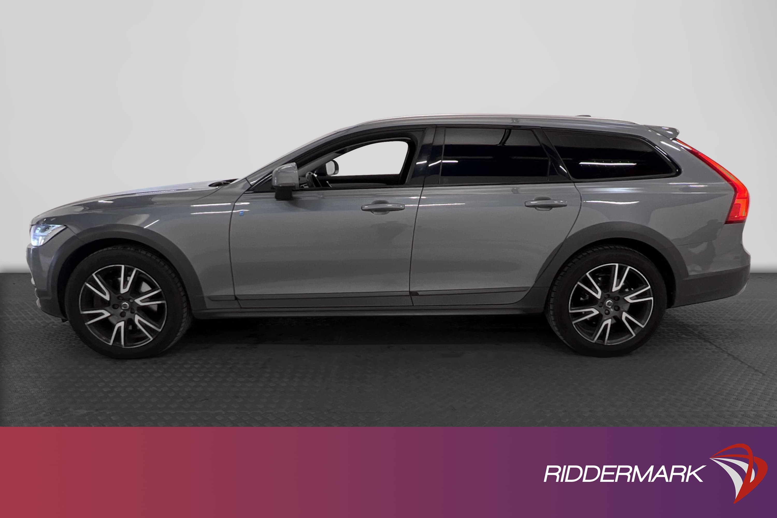 Volvo V90 Cross Country D4 AWD 190hk