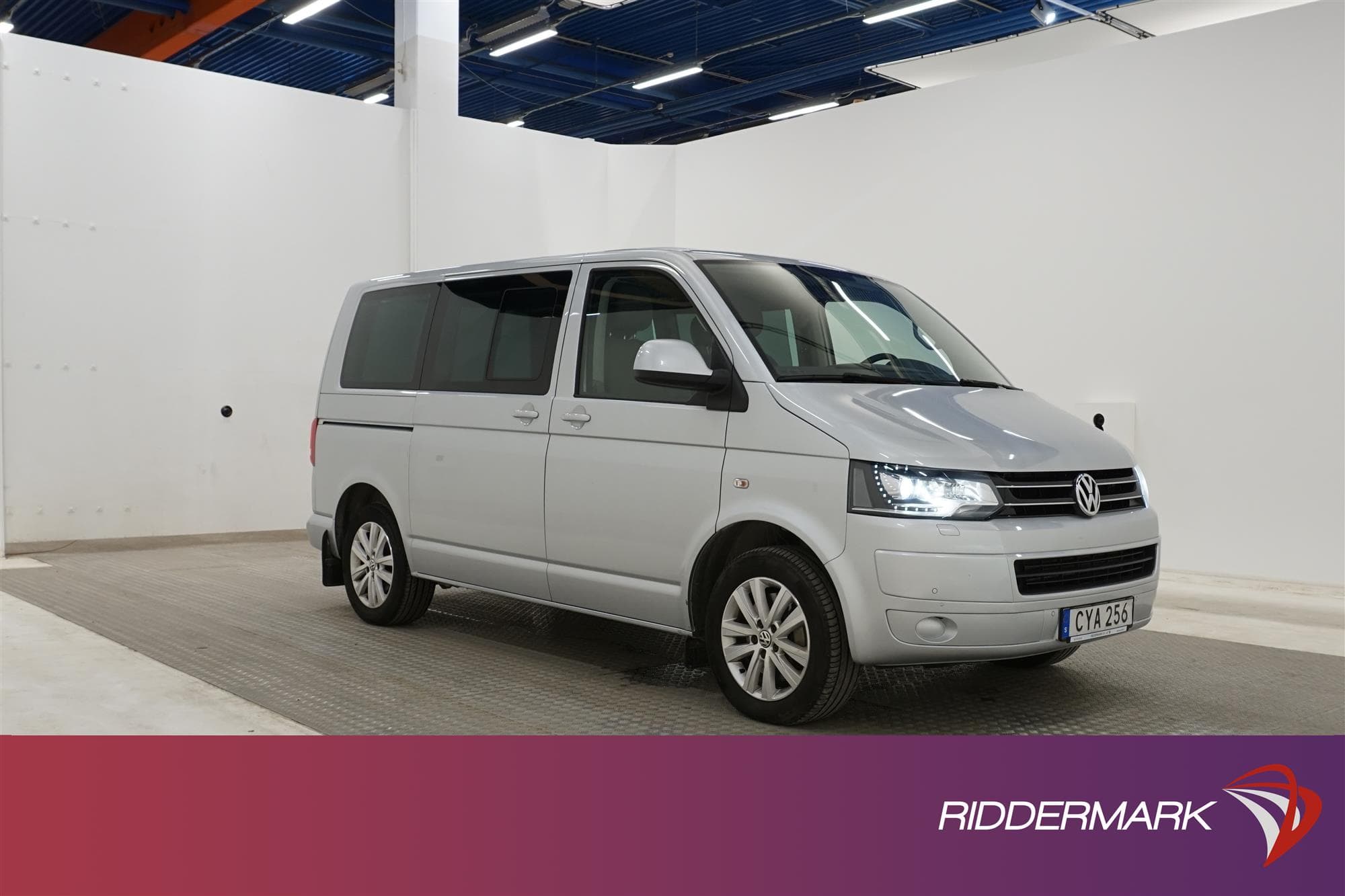 Volkswagen Multivan 2.0TDI Highline  4Motion Värmare Drag