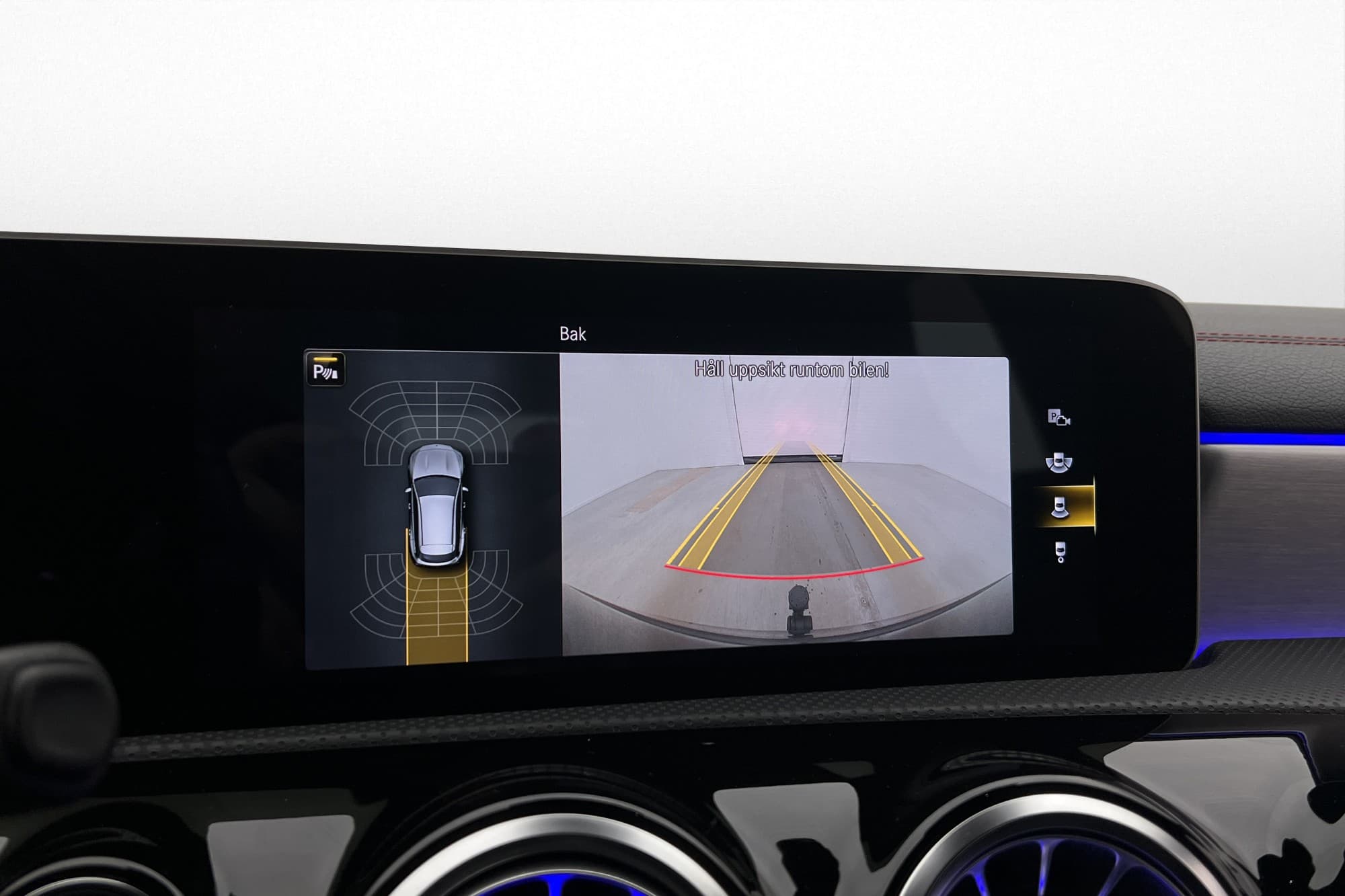 Mercedes-Benz CLA 220 SB AMG Wide Burmester Värmare Drag