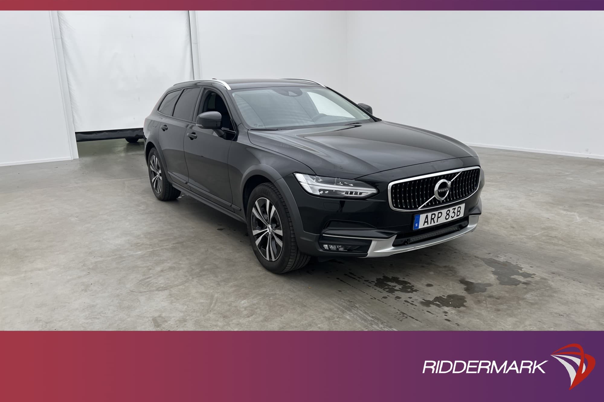 Volvo V90 Cross Country D4 AWD