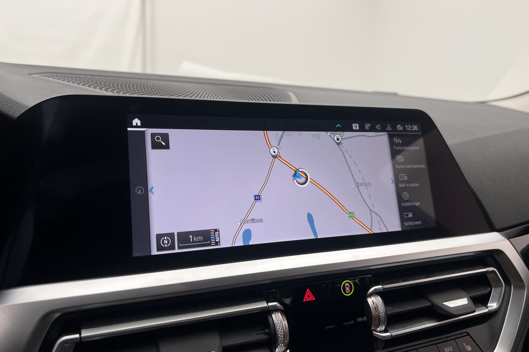 BMW 330e xDrive Touring 292hk Sport line MOMS Kamera Drag