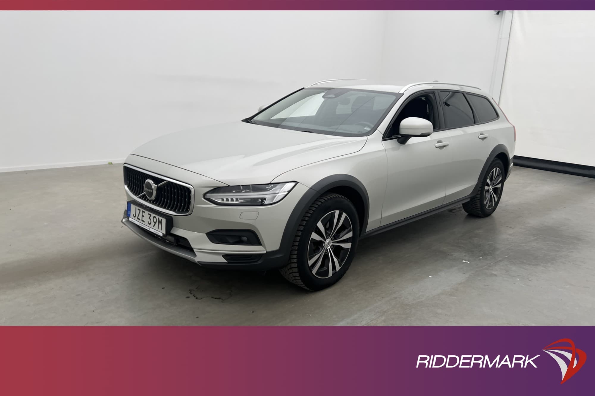 Volvo V90 Cross Country B4 AWD