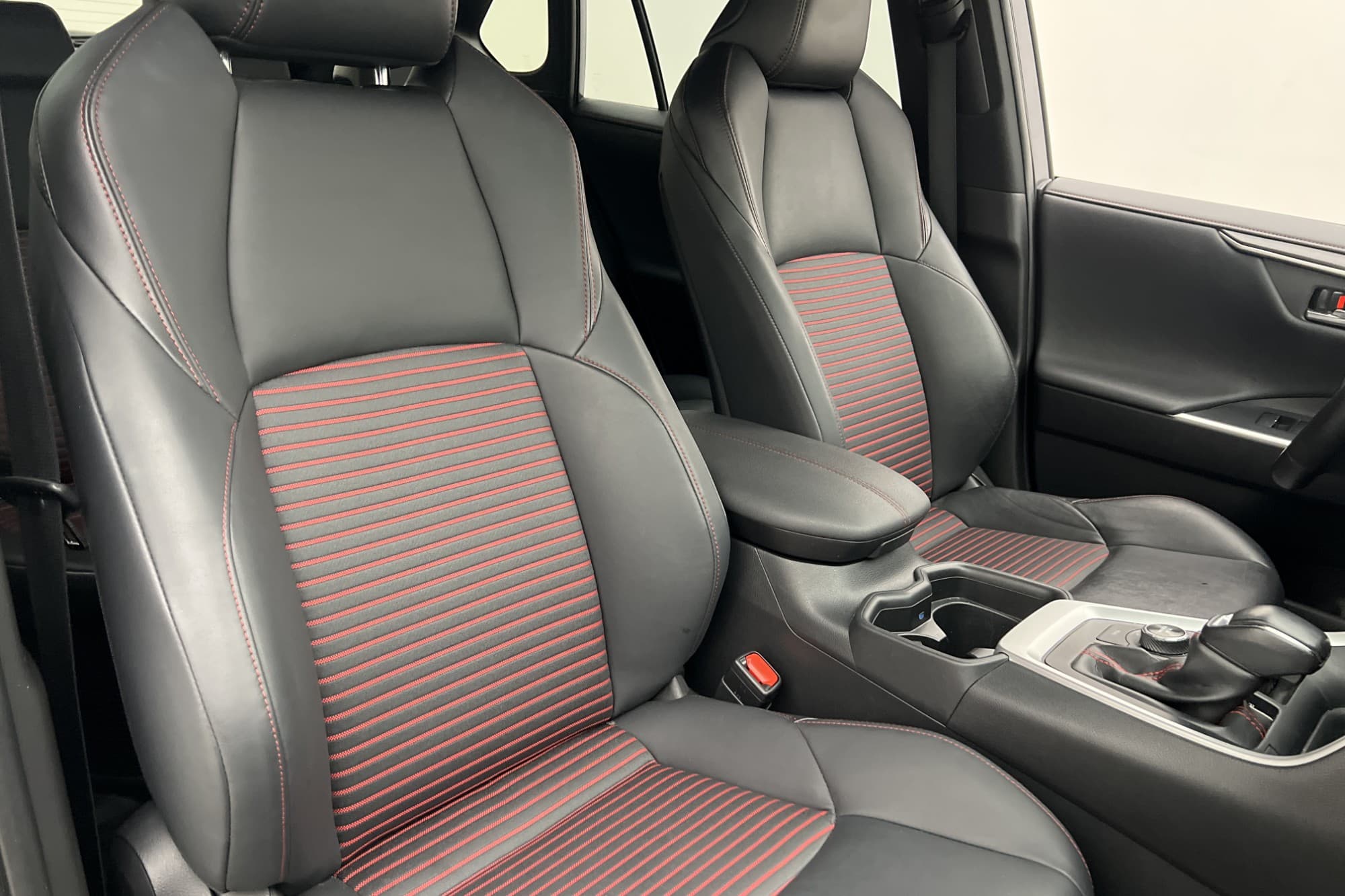 Toyota RAV4 Plug-in Hybrid AWD 306hk Style Kamera CarPlay