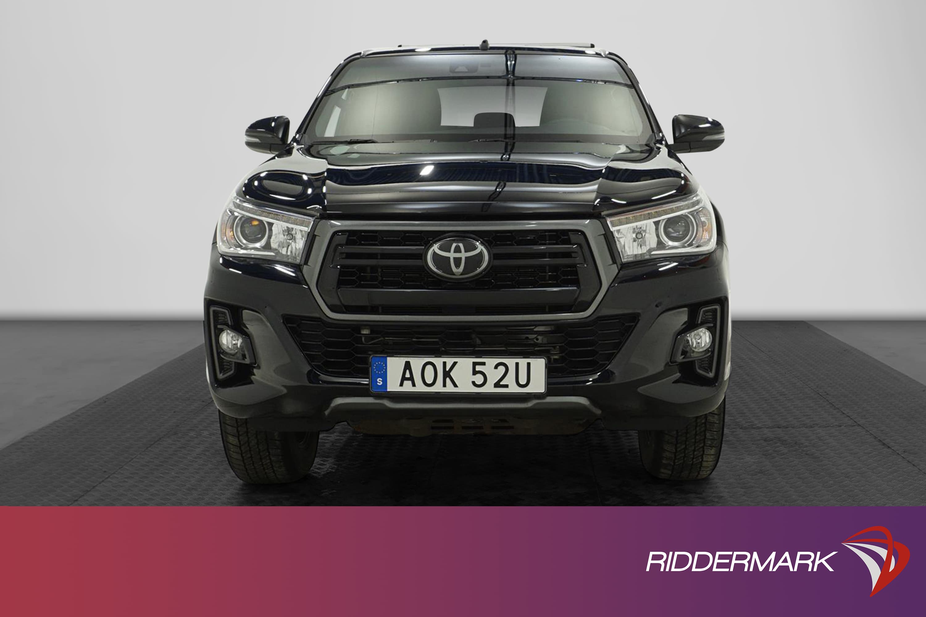Toyota Hilux Premium 2.4 Automat Kamera Drag Diff Moms
