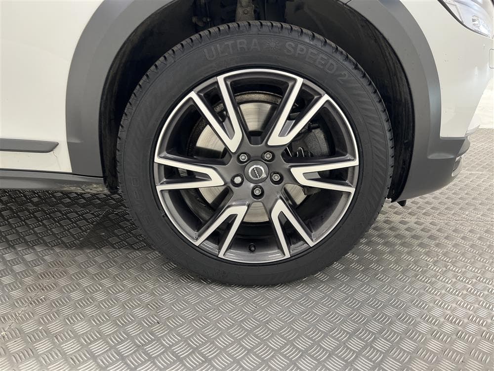 Volvo V90 Cross Country D4 AWD 190hk Inscription Pro Värmareinteriör