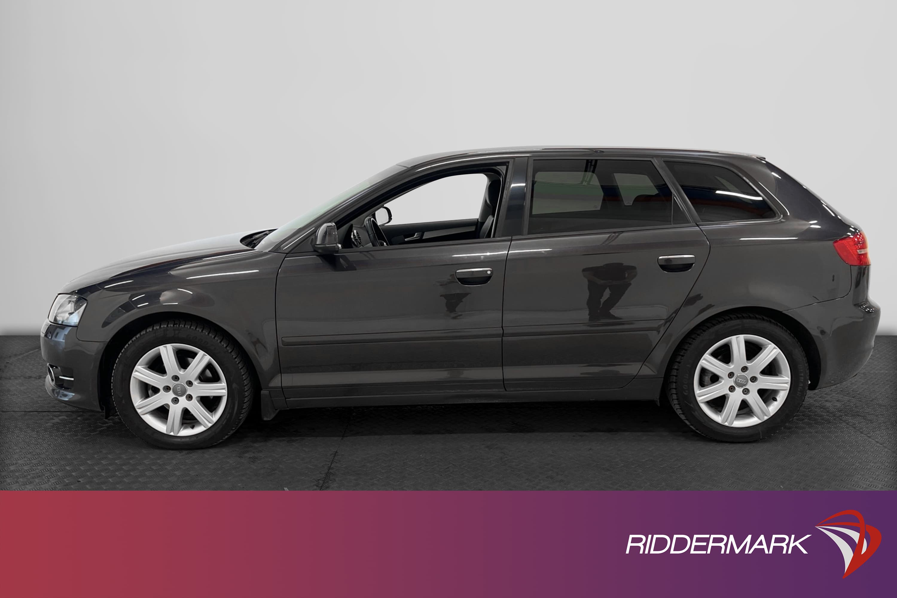 Audi A3 1.6 TDI 105hk