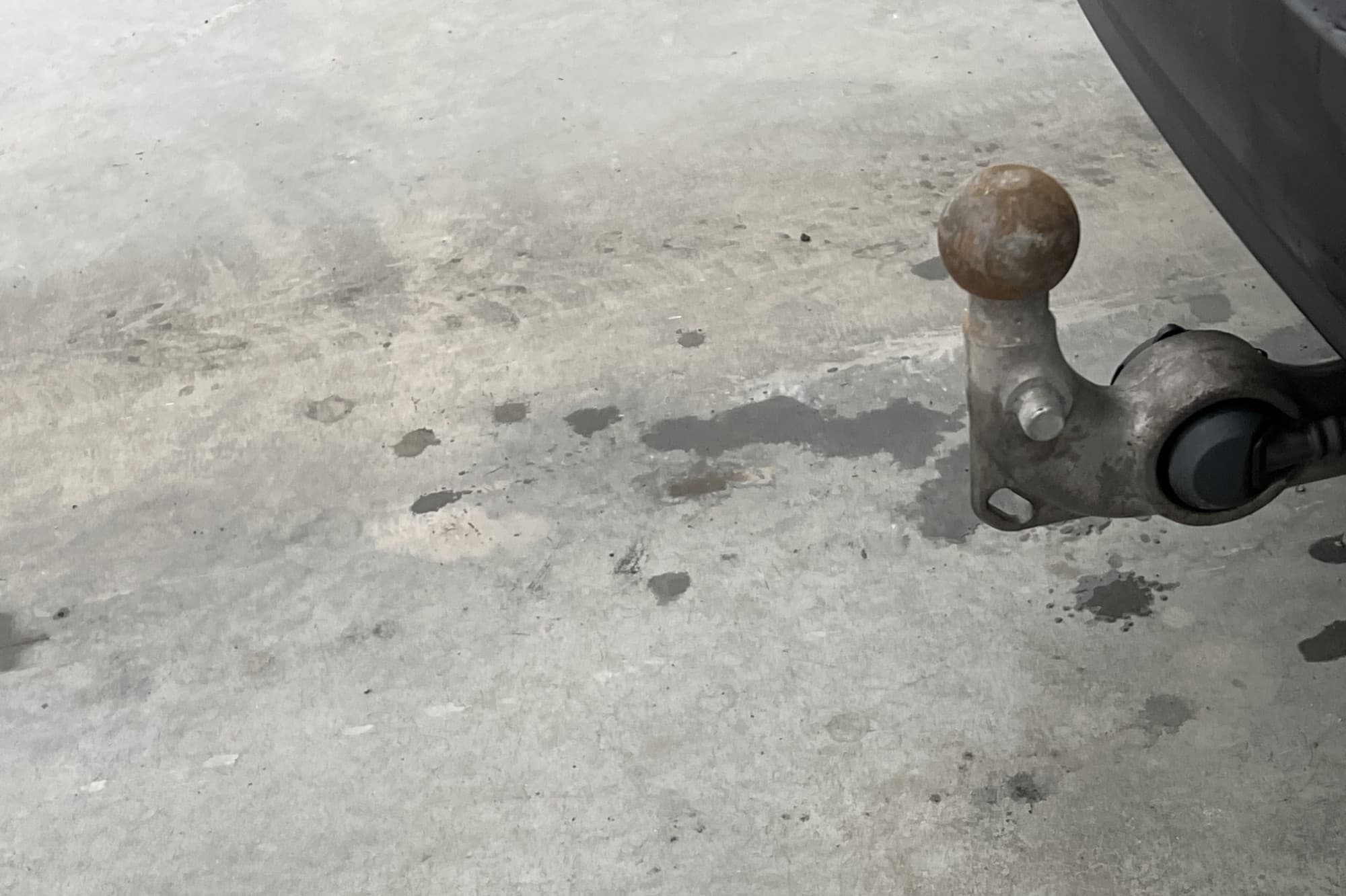 Volvo XC40 Recharge T4 R-Design Värm H/K Kamera Skinn Drag