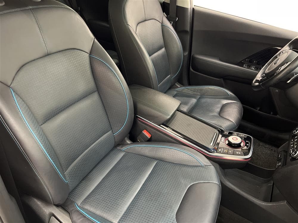 Kia e-Niro EV 64 kWh 204hk Advance Plus Tech Taklucka Värmarinteriör
