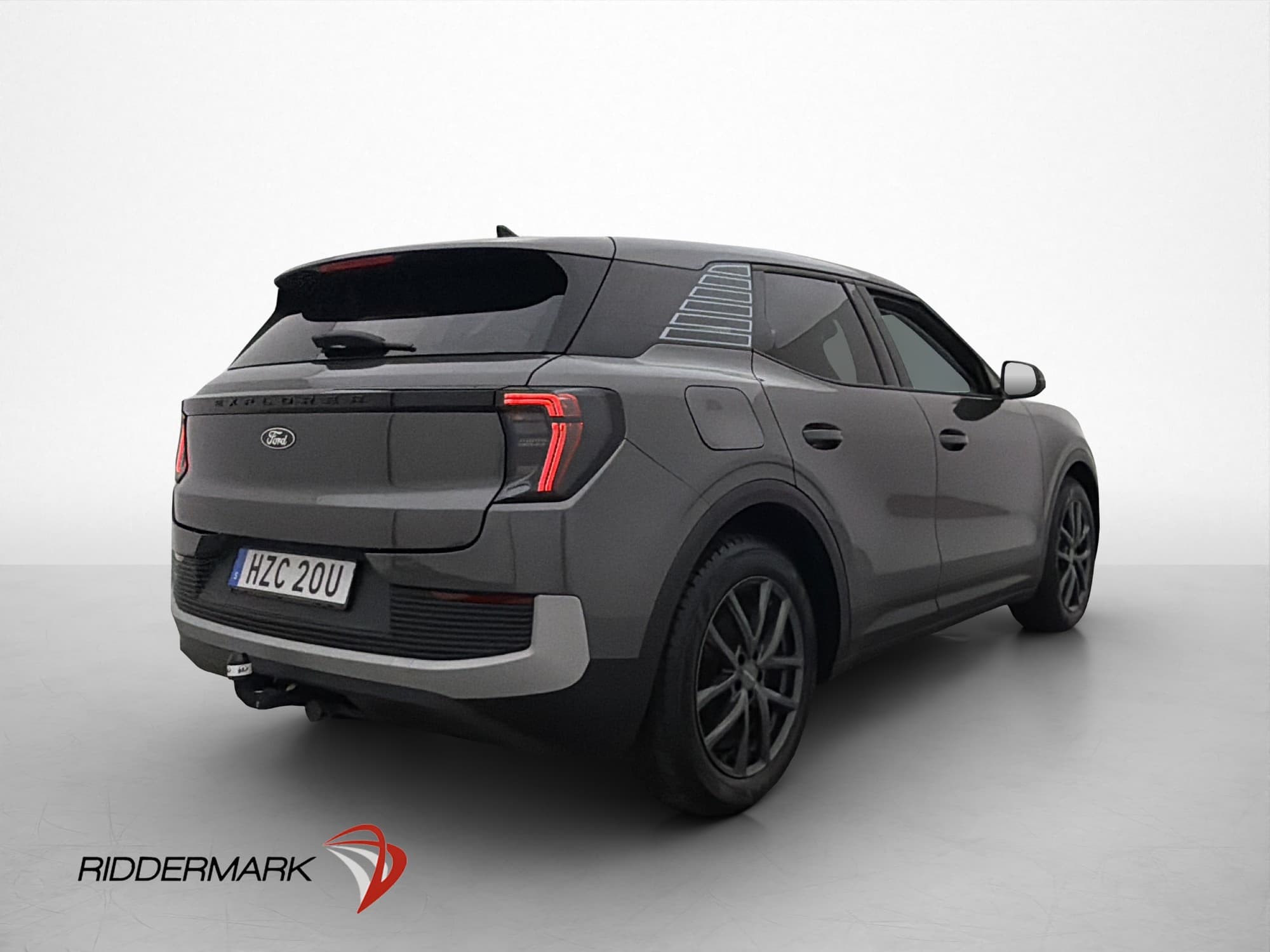 Ford Explorer EV ER 77 kWh Backkamera Dragkrok CarPlay Navi