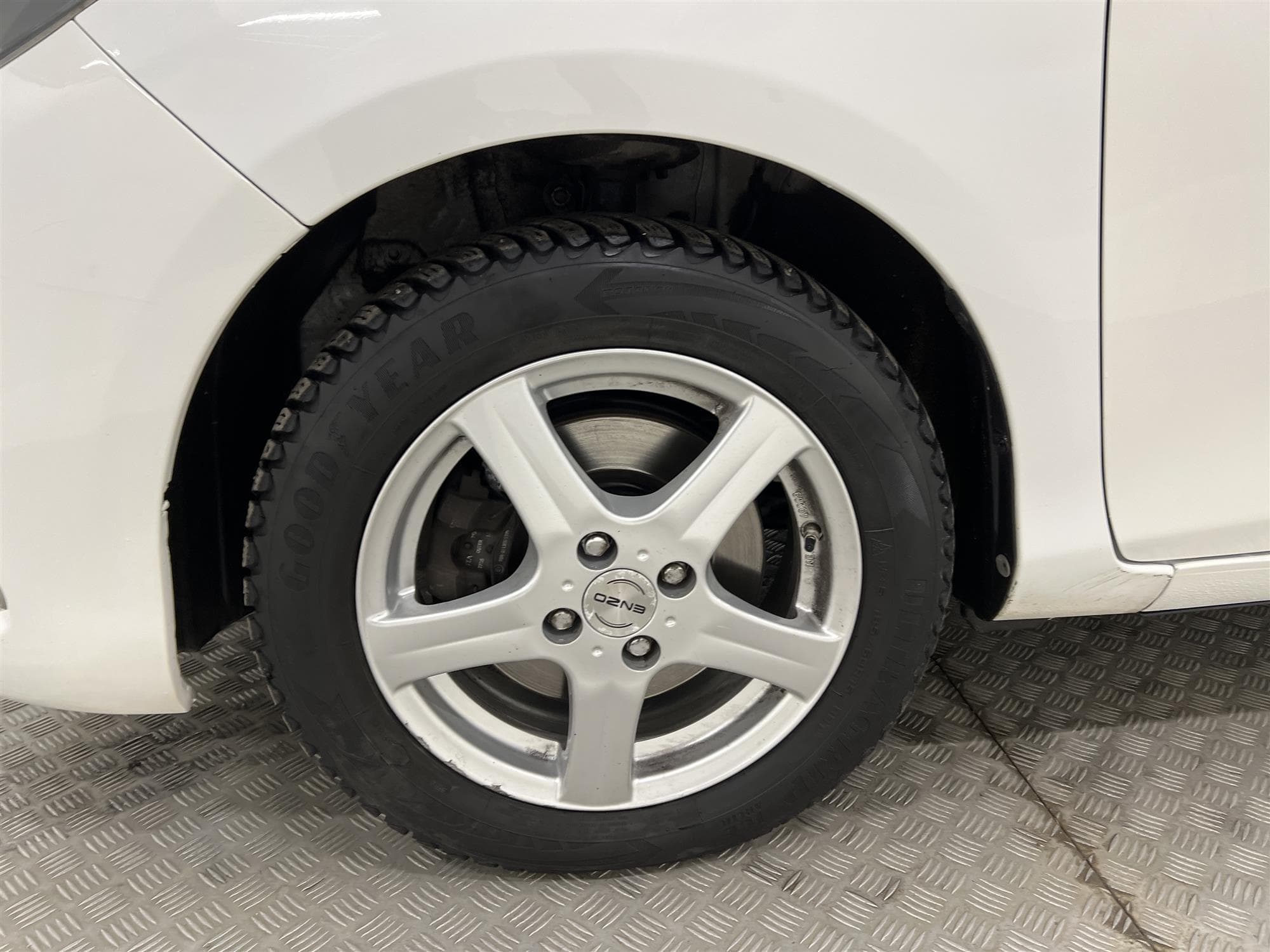 Toyota Yaris 1.5 VVT-iE Multidrive S 111hk 1 Brukare