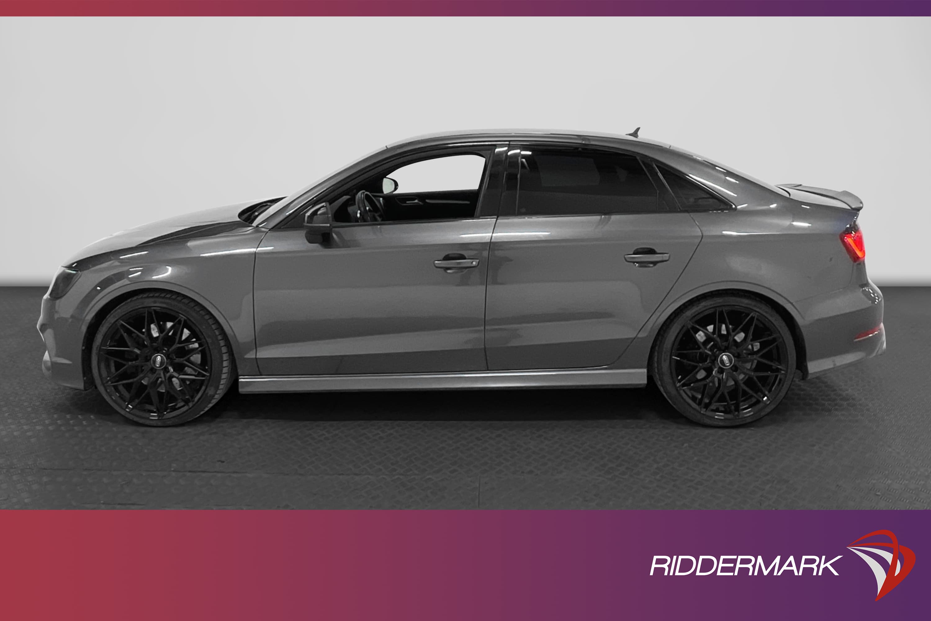Audi S3 Sedan 2.0 TFSI 300hk Quattro