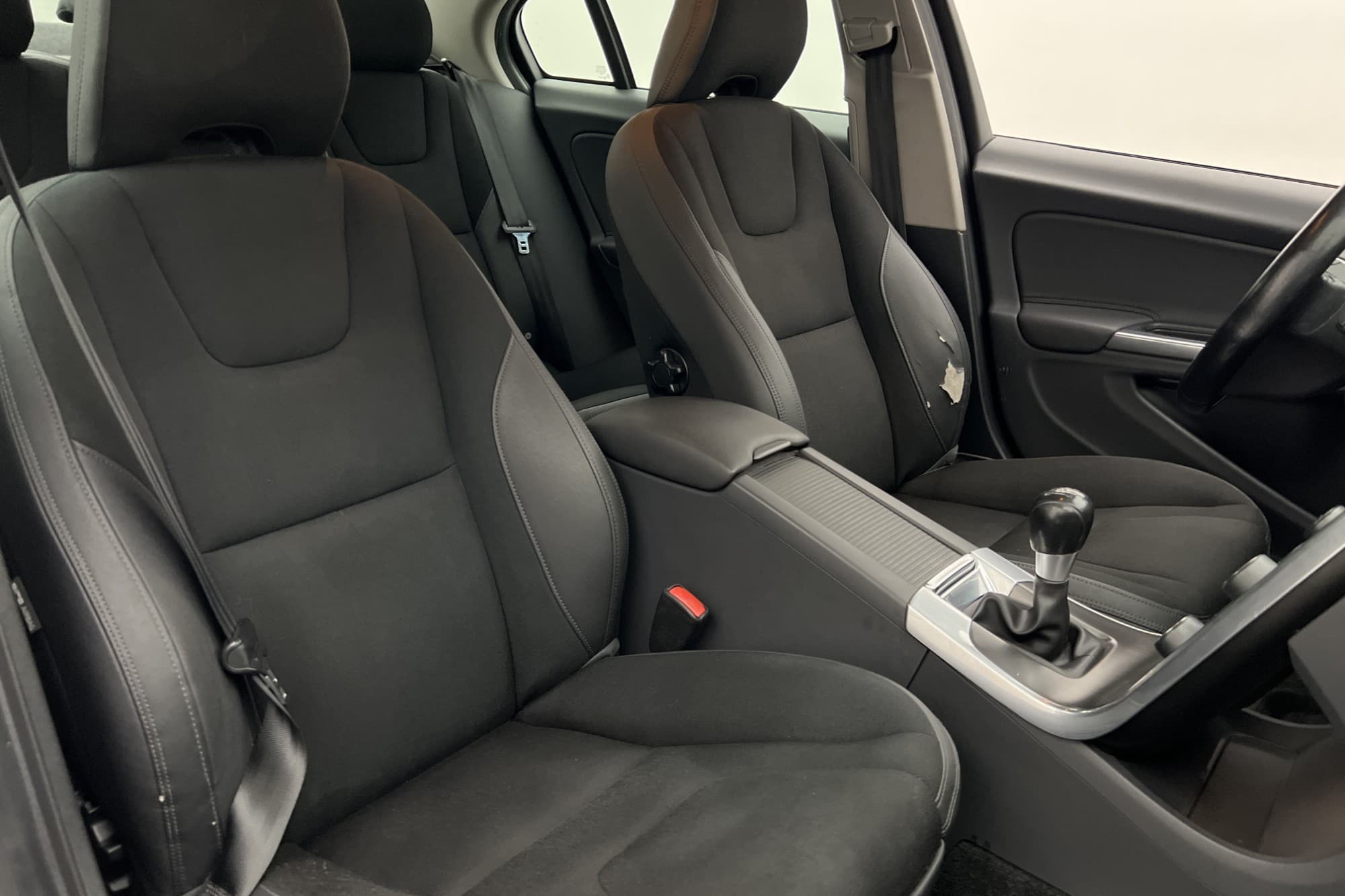 Volvo S60 D2 115hk Momentum Värmare Sensorer Farthållare