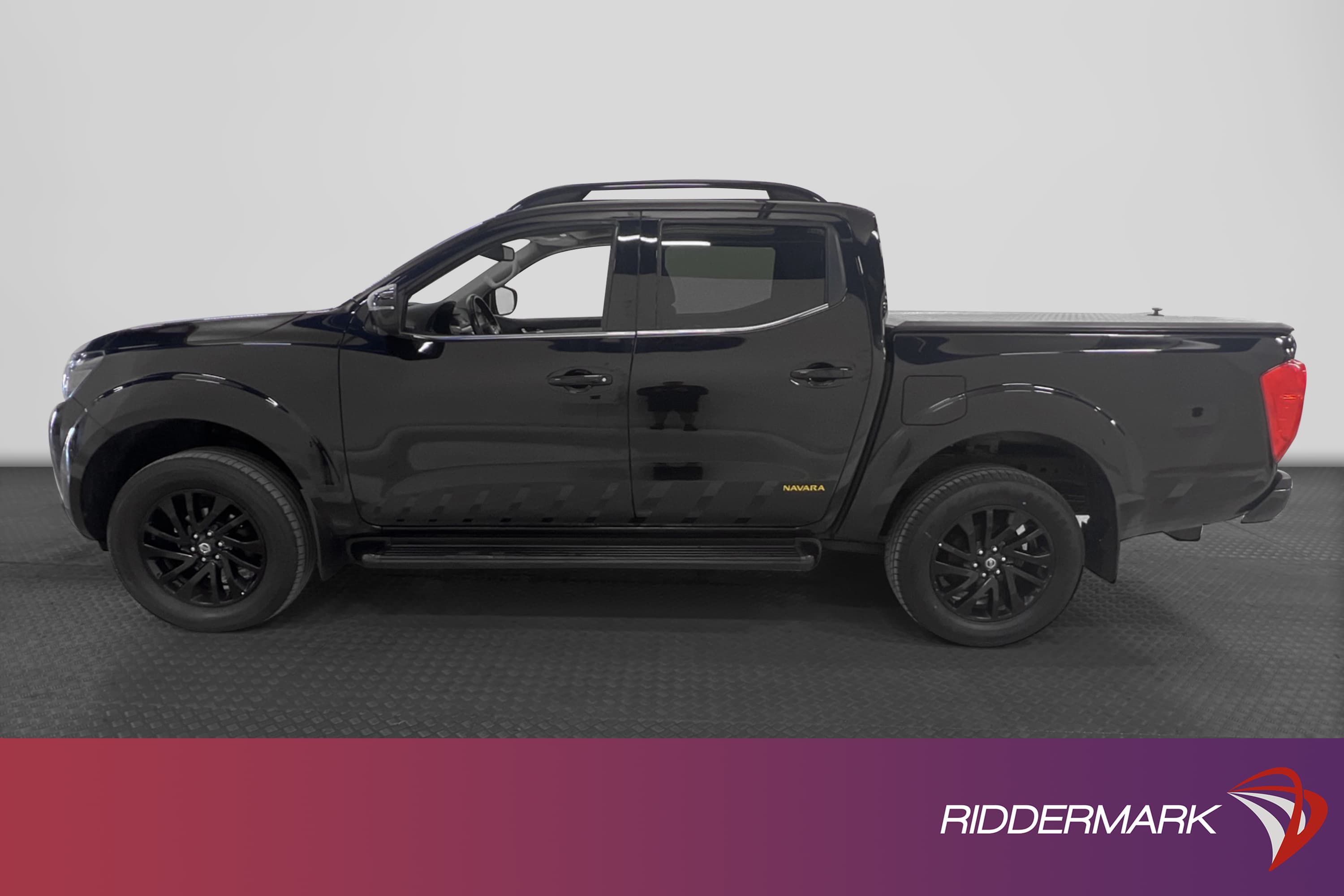 Nissan Navara 2.3dCi Automat N-Guard Diff Taklucka Moms 