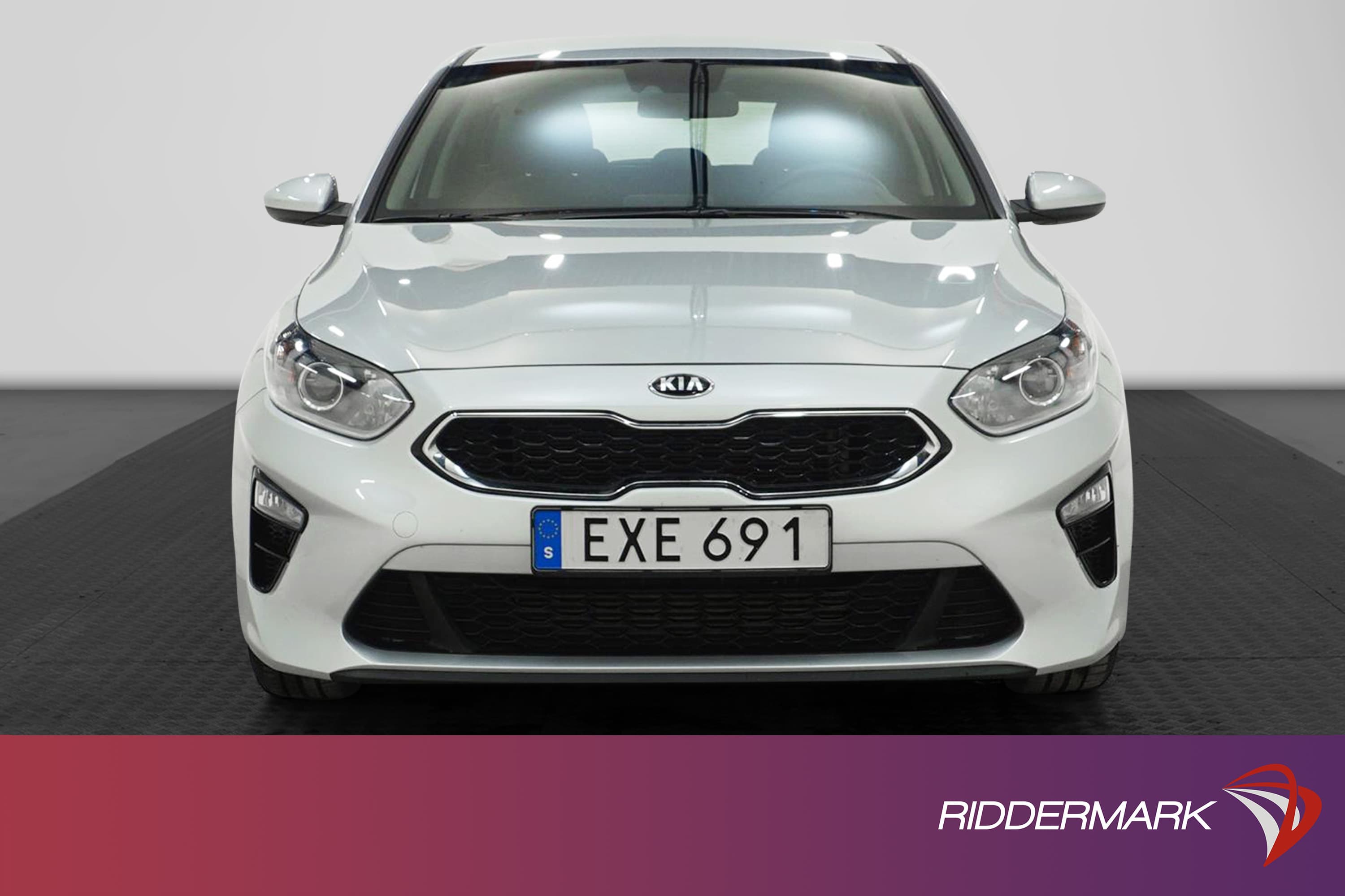 Kia Ceed 1.0T 120hk Backkamera Carplay 712kr Skatt 0,56L/mil