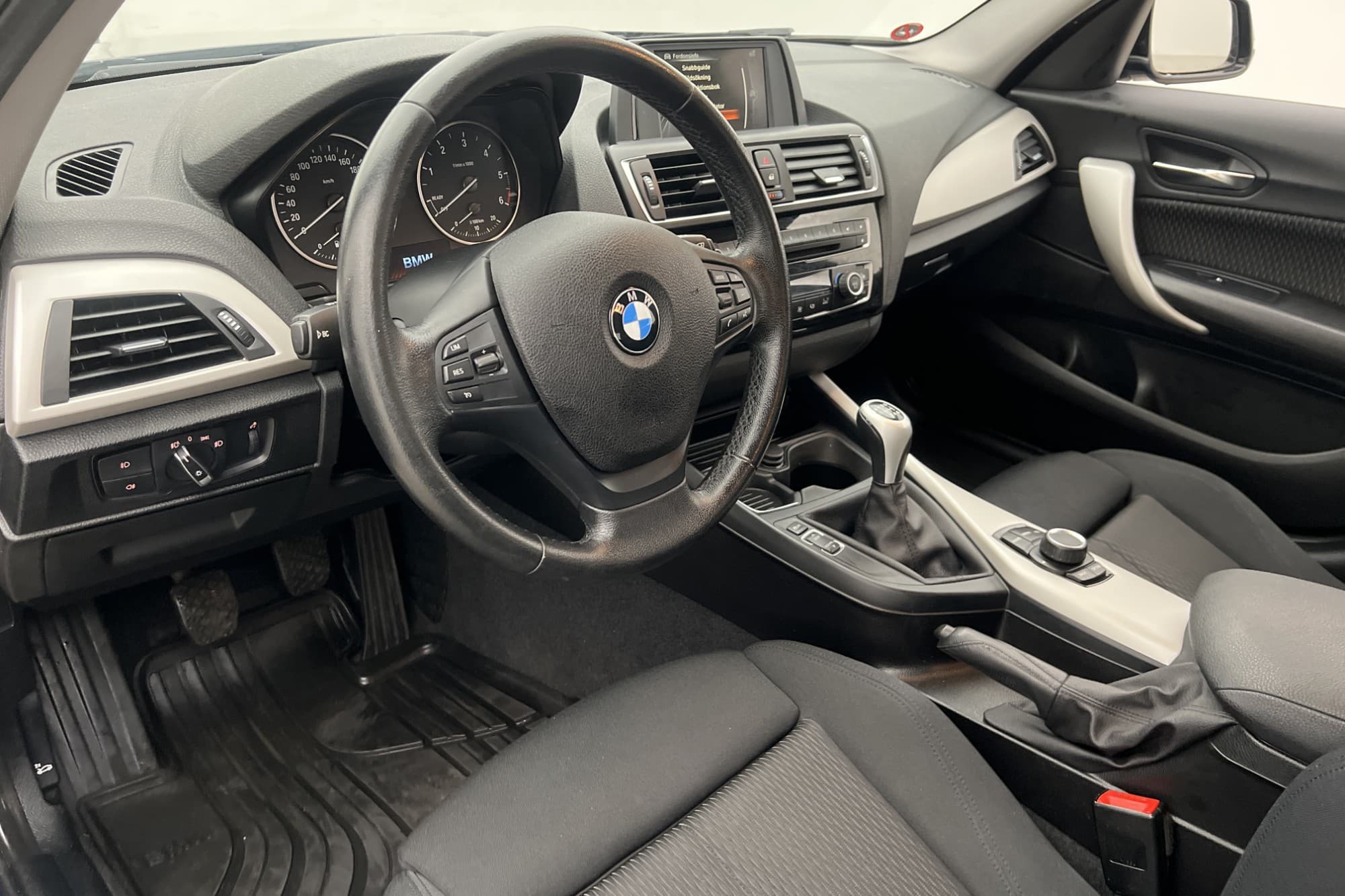 BMW 118 d xDrive 150hk Farthållare 1207kr Årsskatt 0,43L/mil
