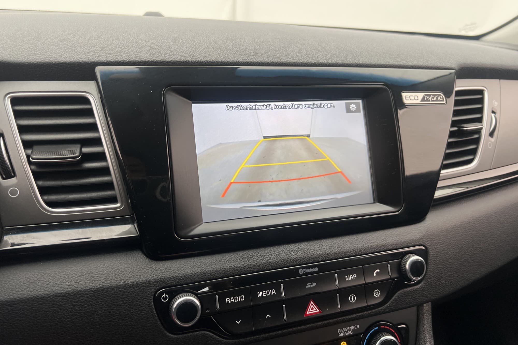 Kia Niro Hybrid Advance Plus Kamera Halvskinn Rattvärme