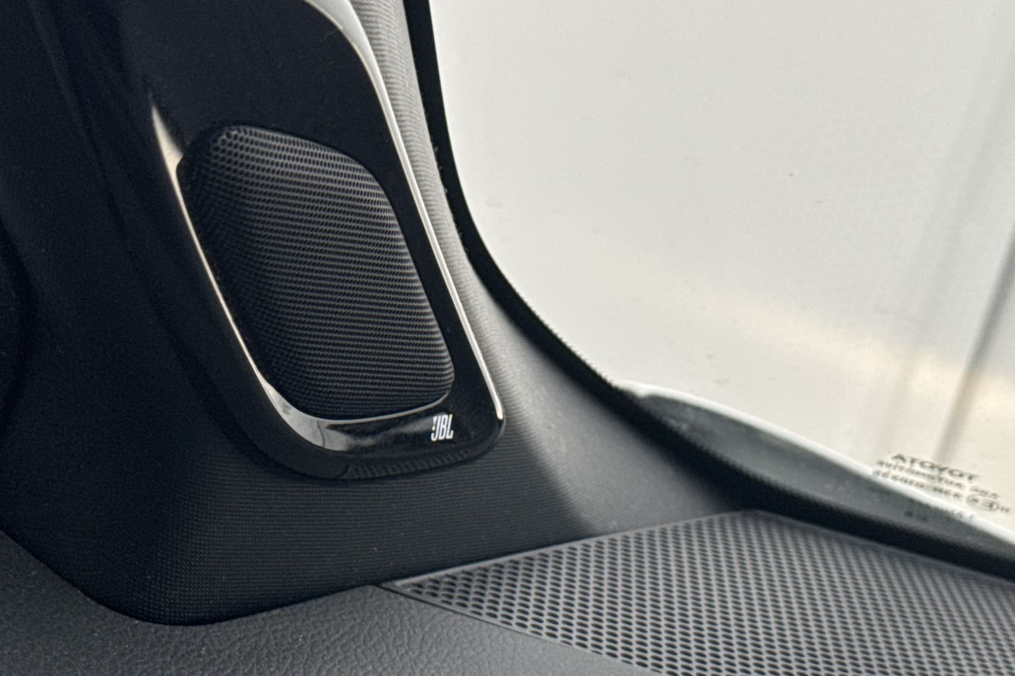 Toyota C-HR Hybrid X-Edition JBL Kamera Drag